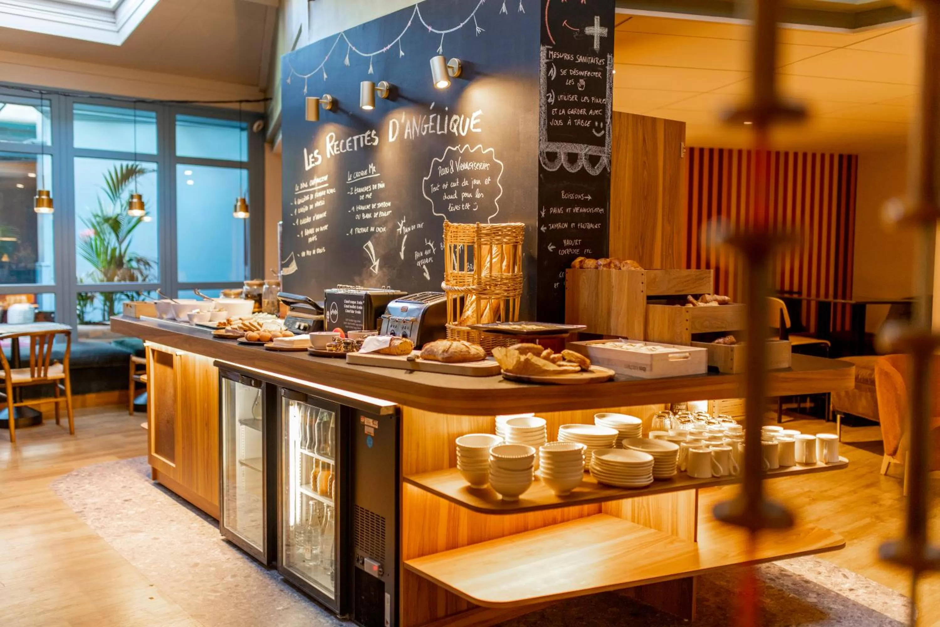 Food and drinks in Ibis Styles St Etienne - Gare Chateaucreux