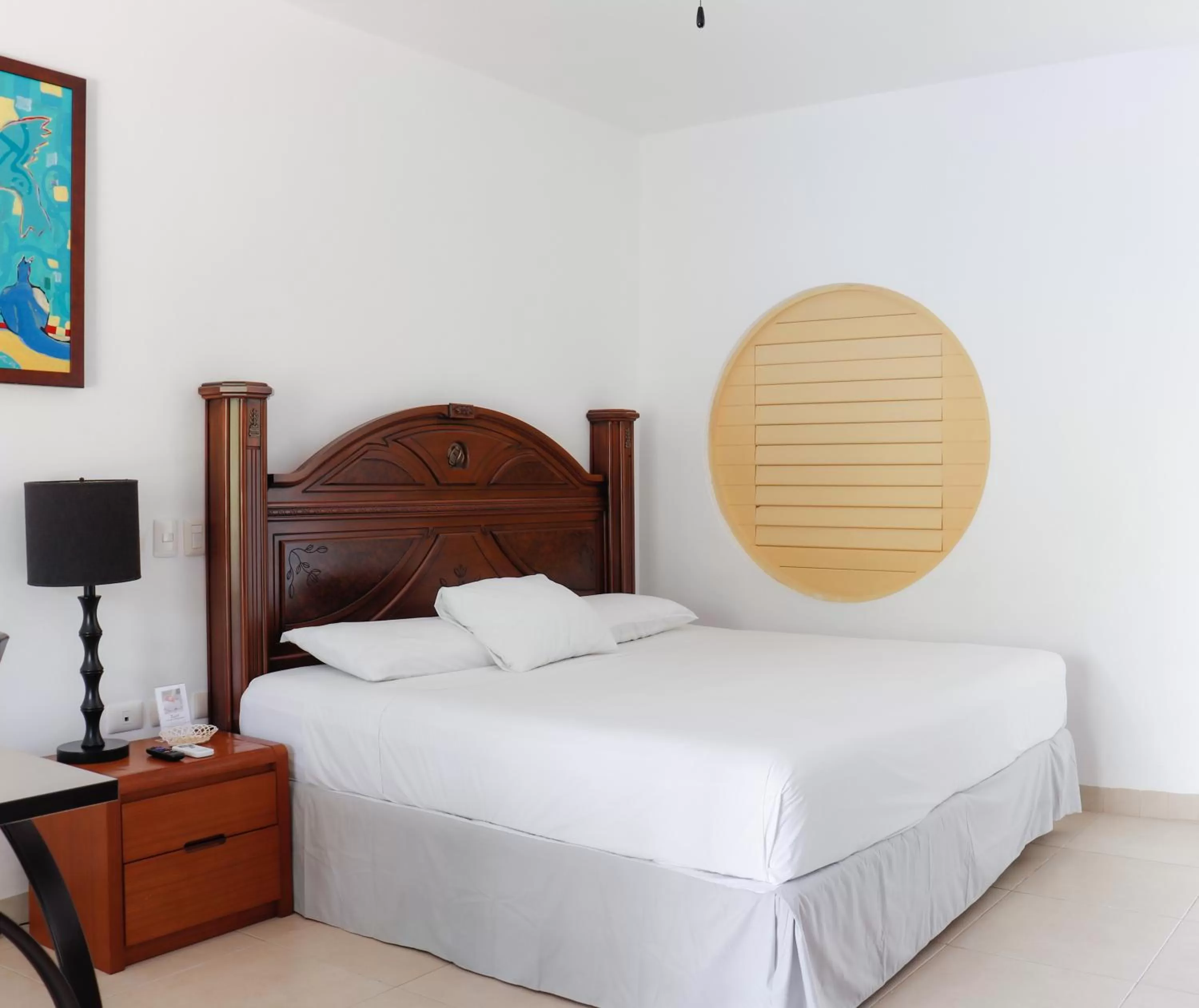 Bedroom, Bed in Maia Suites Cozumel