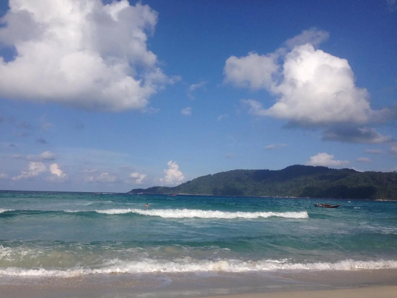 Beach in Holiday Home Patong