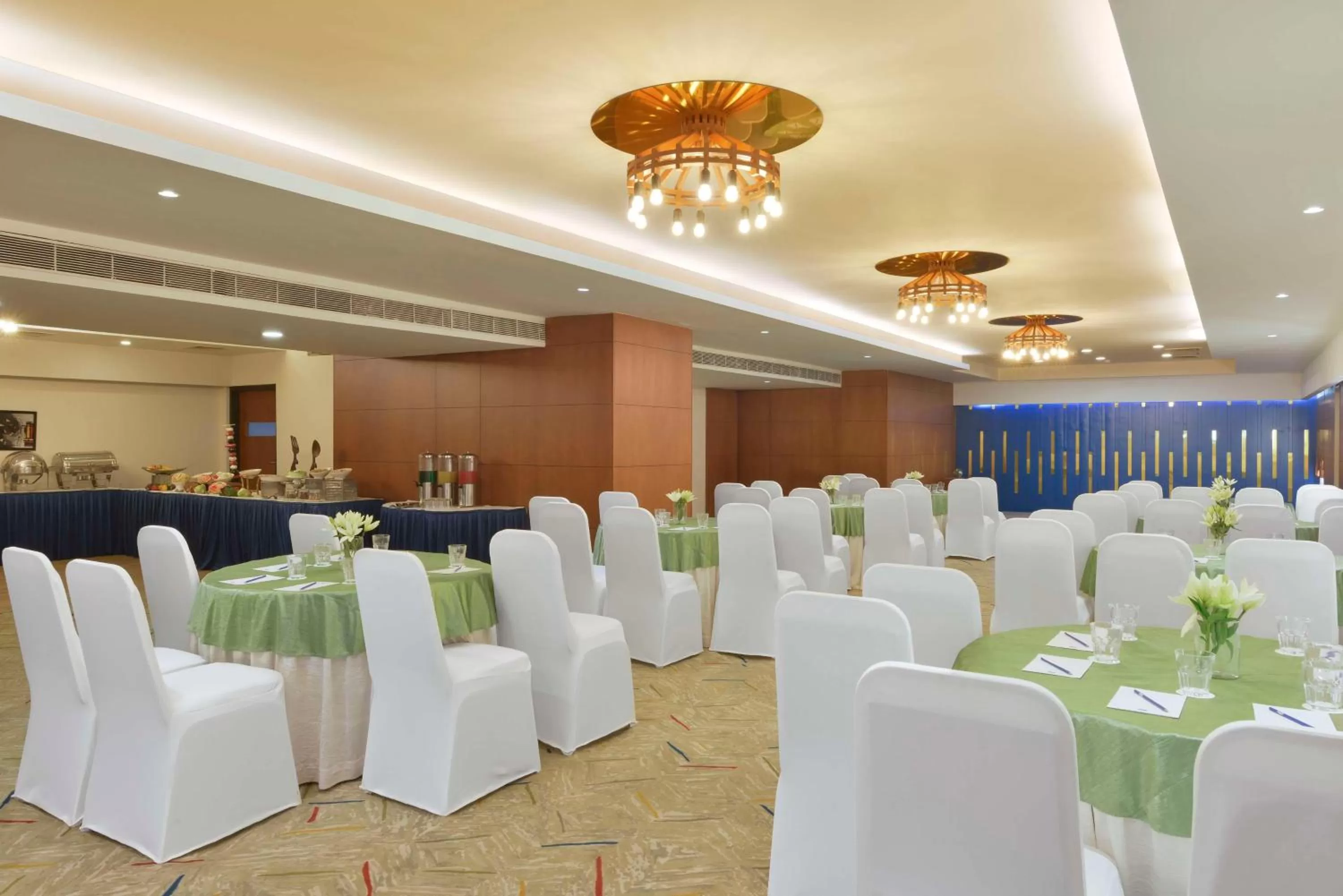 Meeting/conference room in Hampton by Hilton Vadodara-Alkapuri