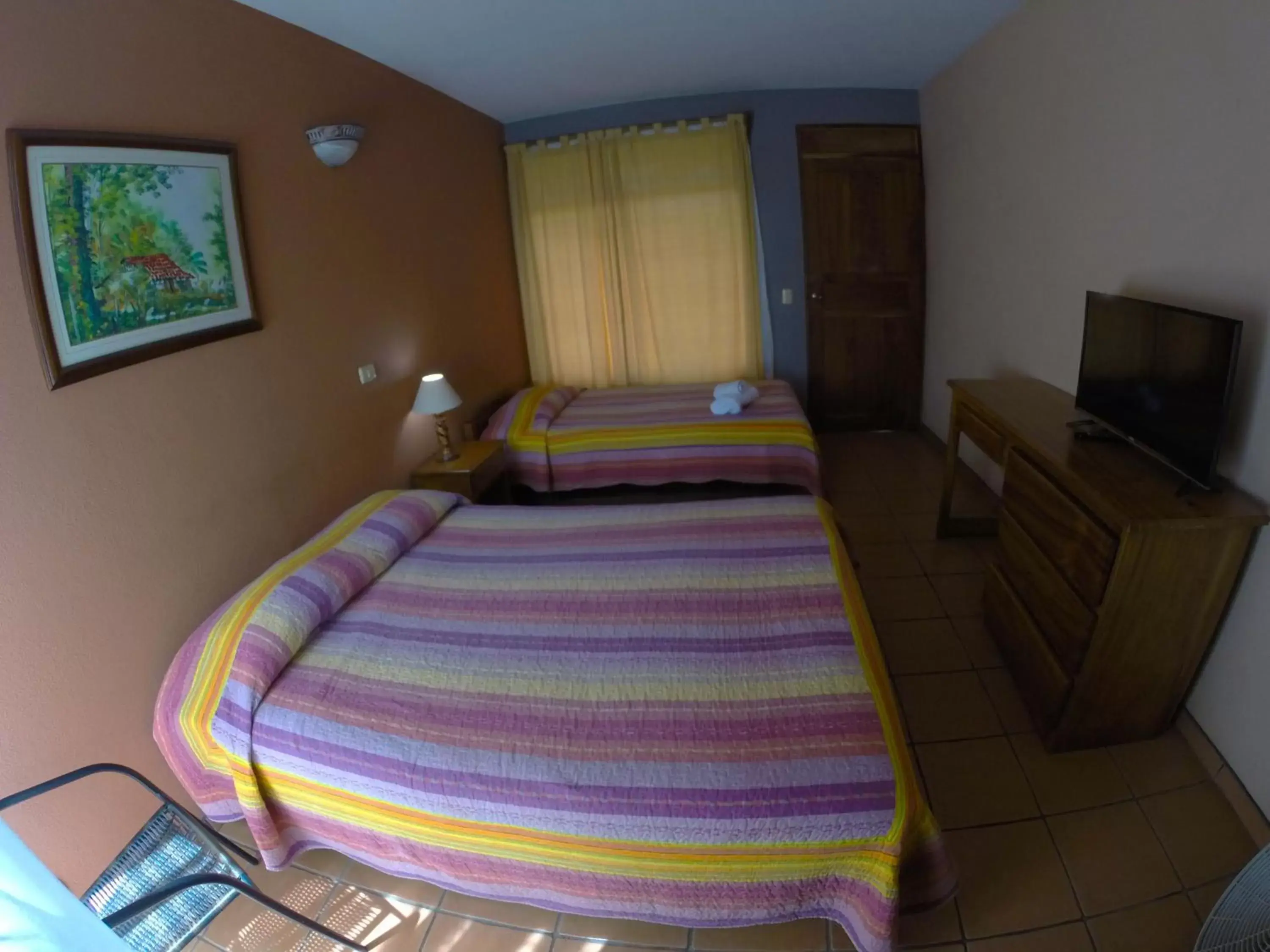 Standard Triple Room in Hotel Guadalupe Standard Triple Room in Hotel Guadalupe