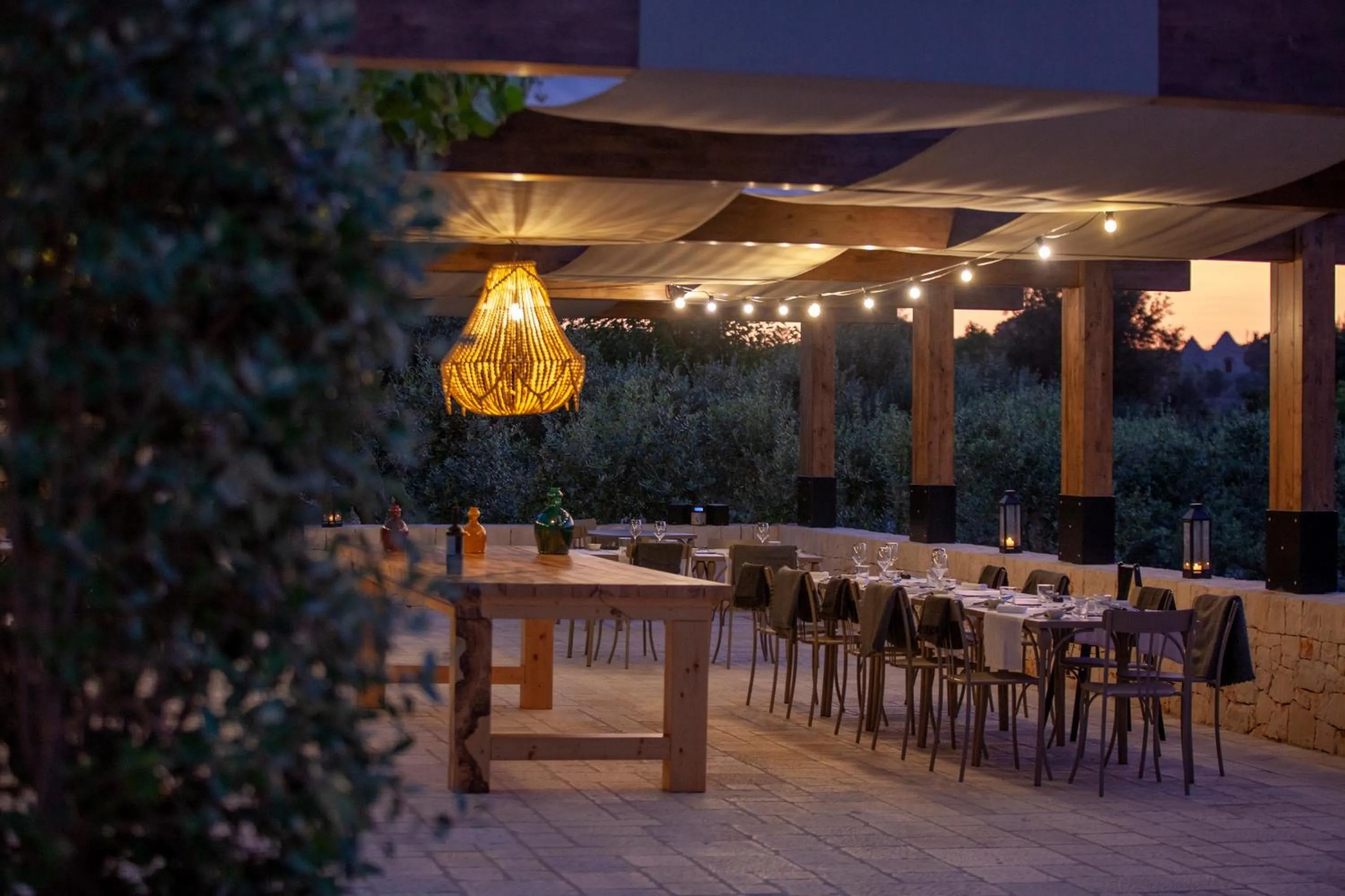 Restaurant/places to eat in Ottolire Resort