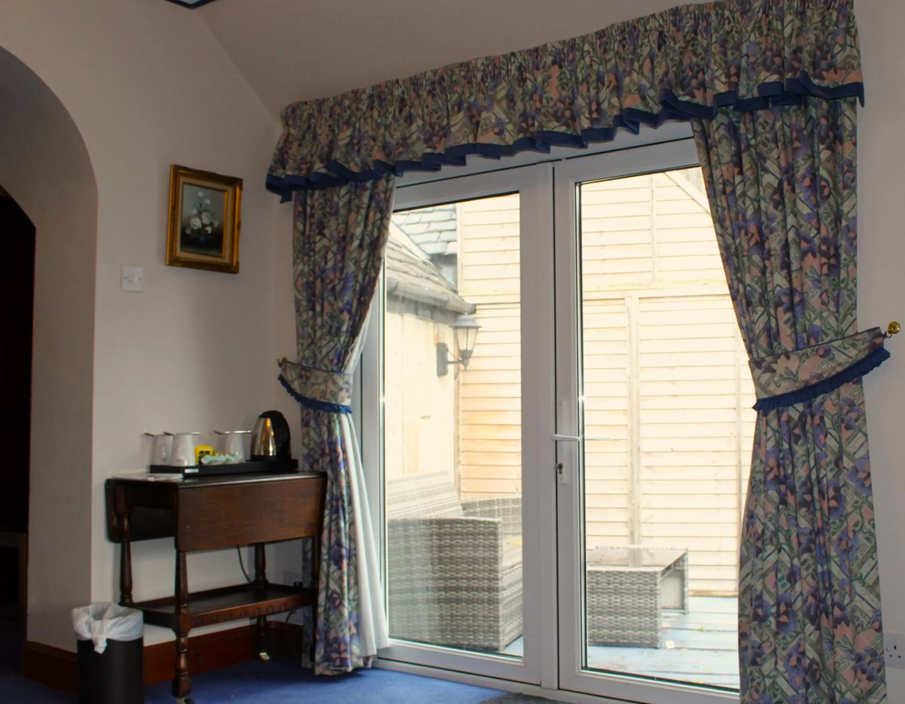 Patio in Falls of Lora Hotel