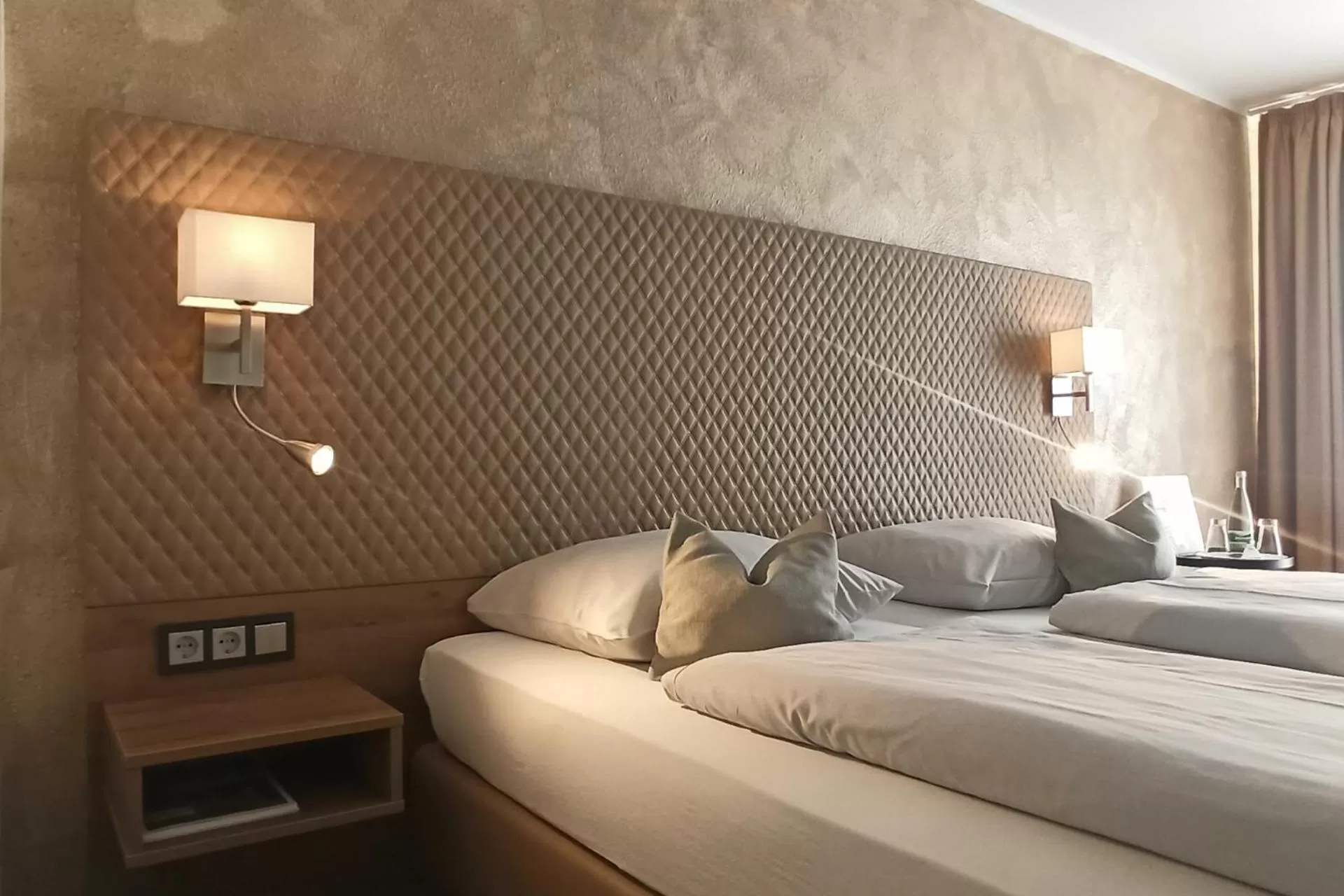 Bed in Hotel Garni Arcis