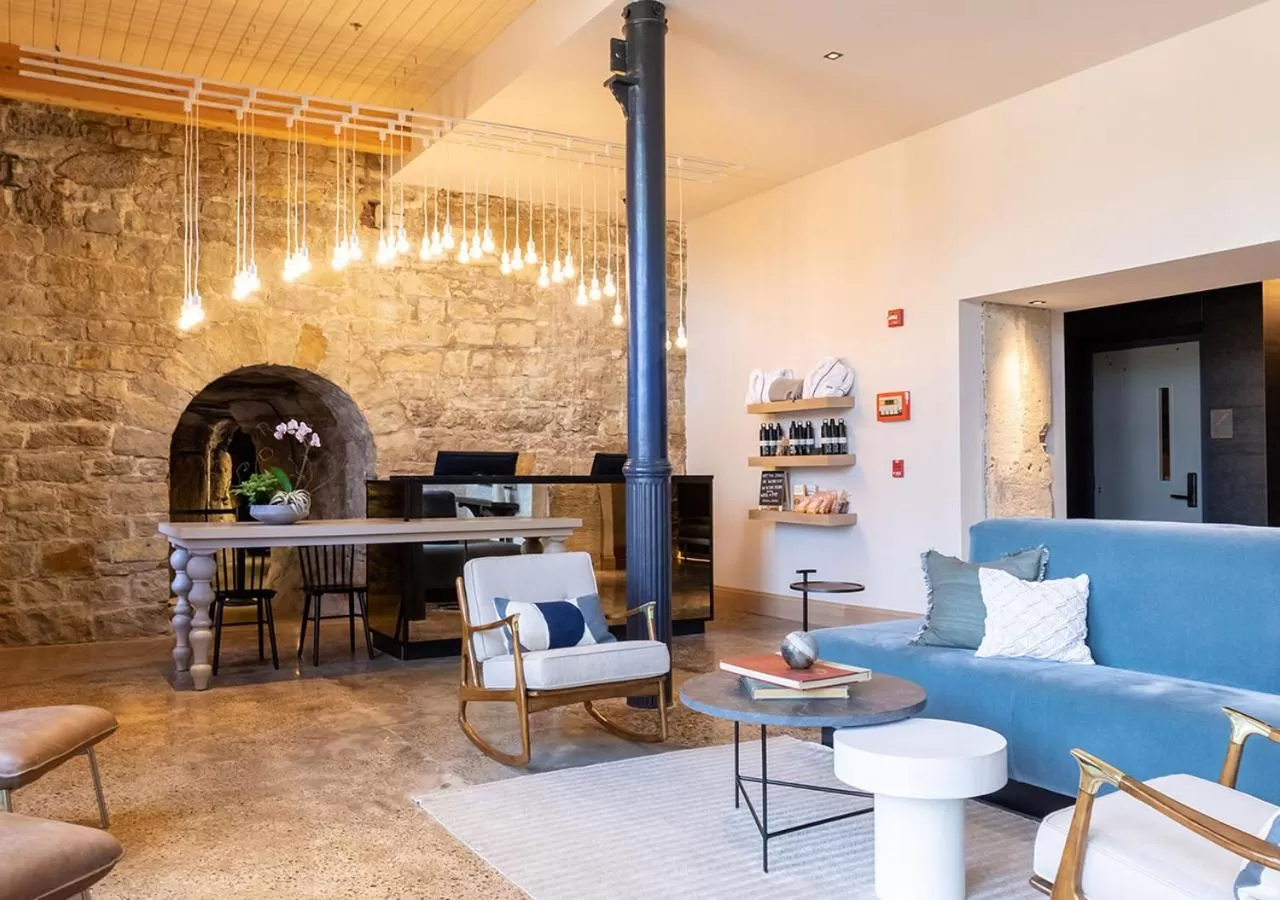 Lobby or reception in Lora