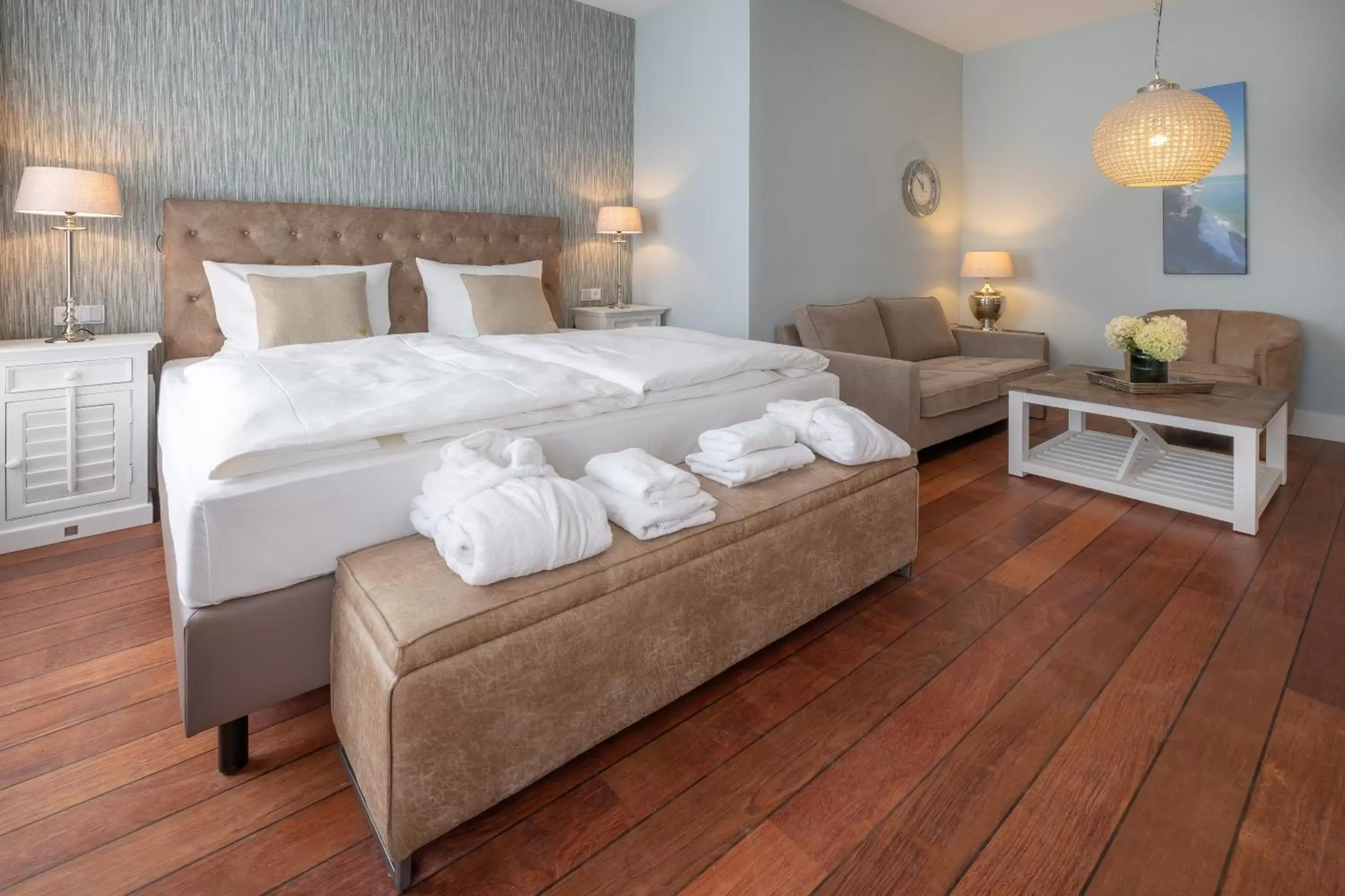 Junior Suite with Sauna - single occupancy in Hotel Vier Jahreszeiten Binz Junior Suite with Sauna - single occupancy in Hotel Vier Jahreszeiten Binz