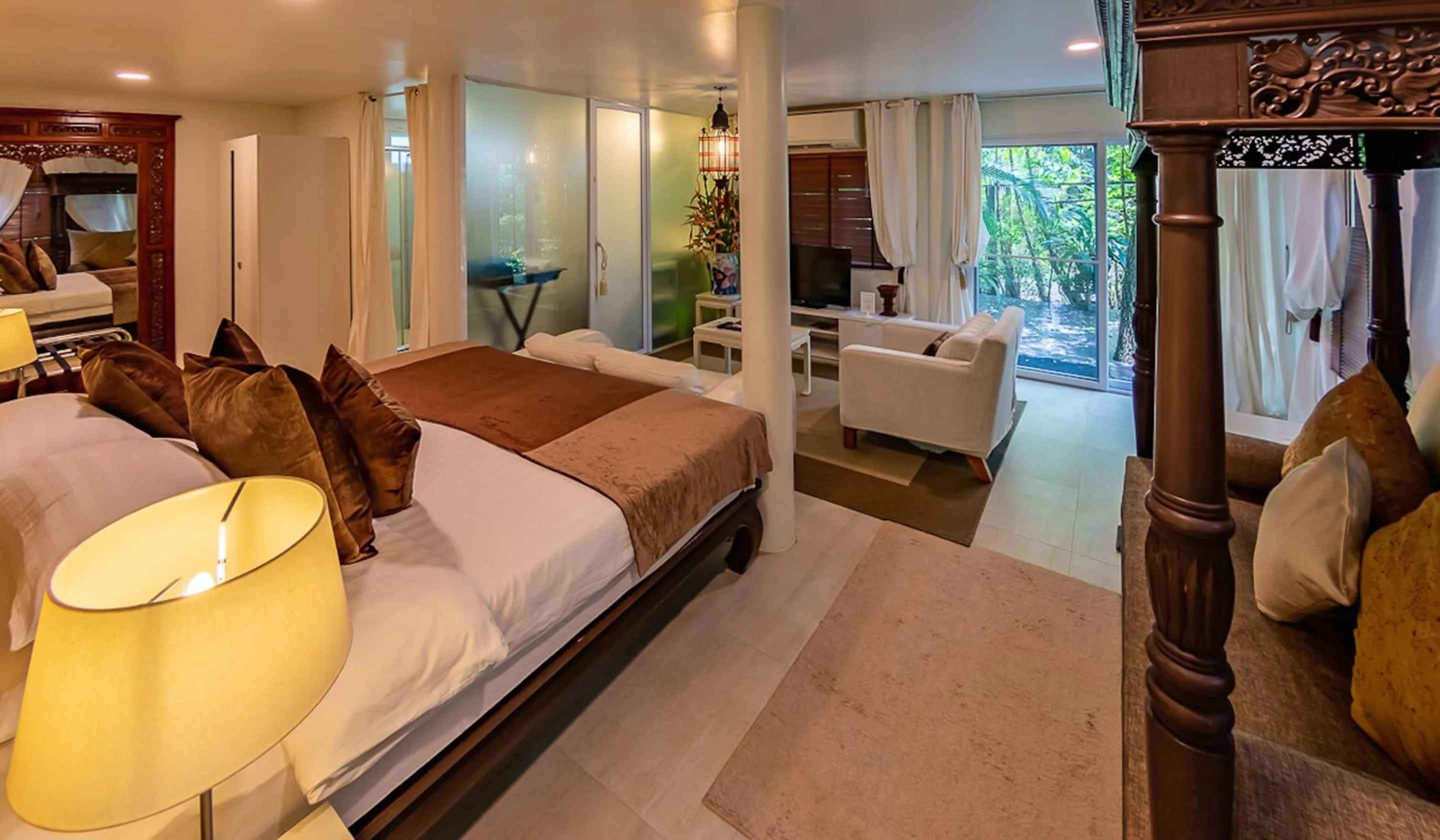 Bed in Ban Kaew Villas