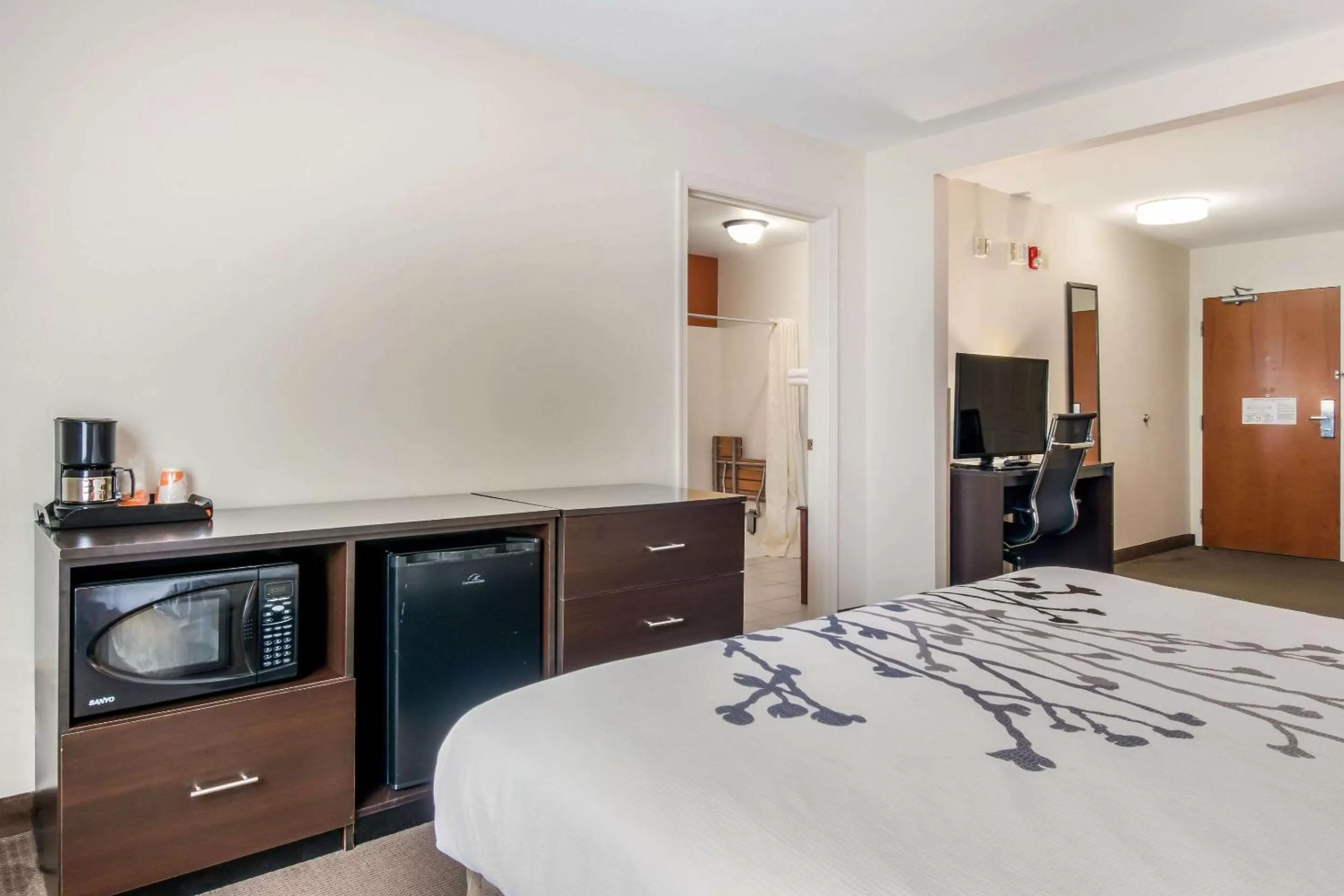 Bedroom in Sleep Inn & Suites Ronks