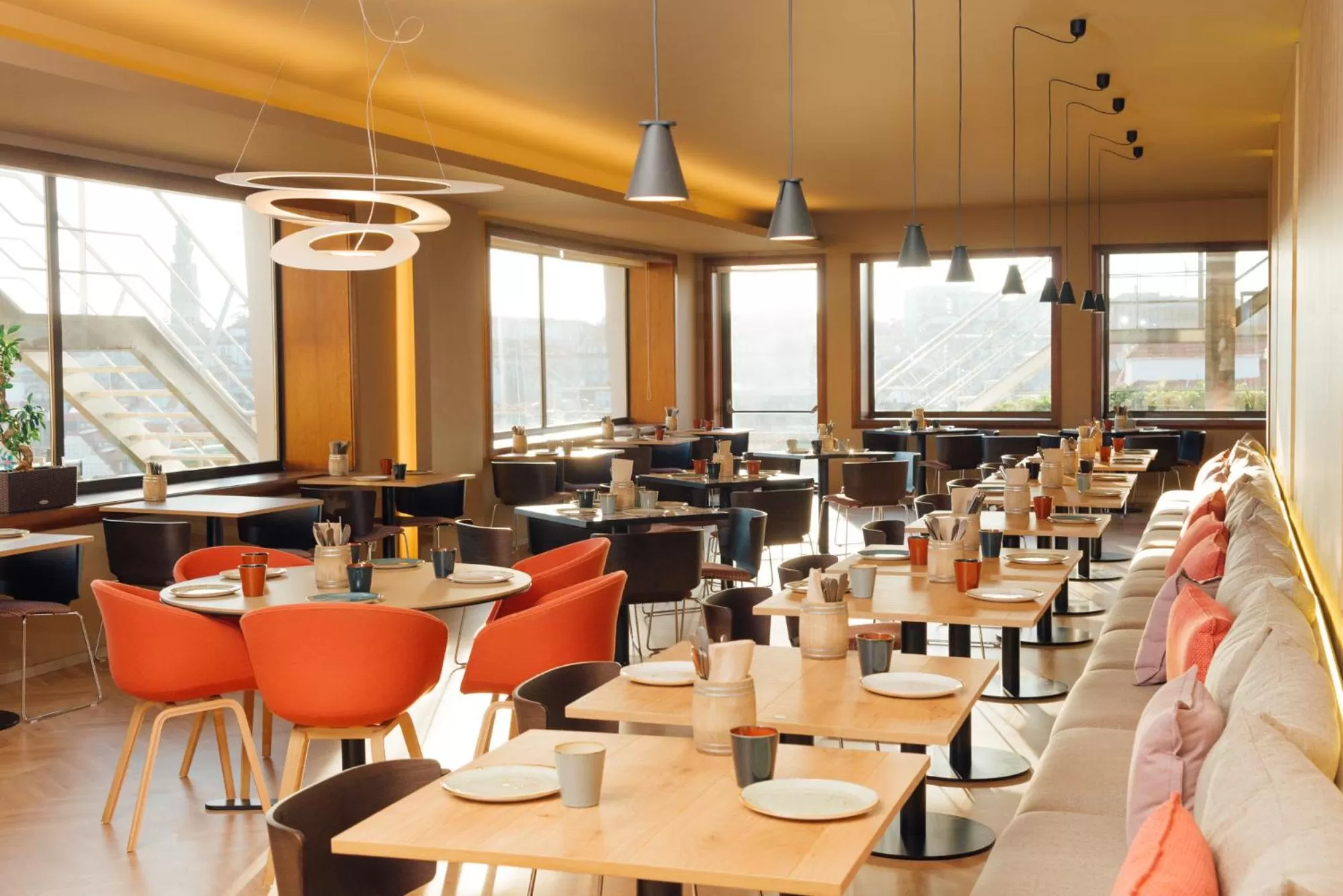 Restaurant/places to eat in Mercure Porto Centro Santa Catarina