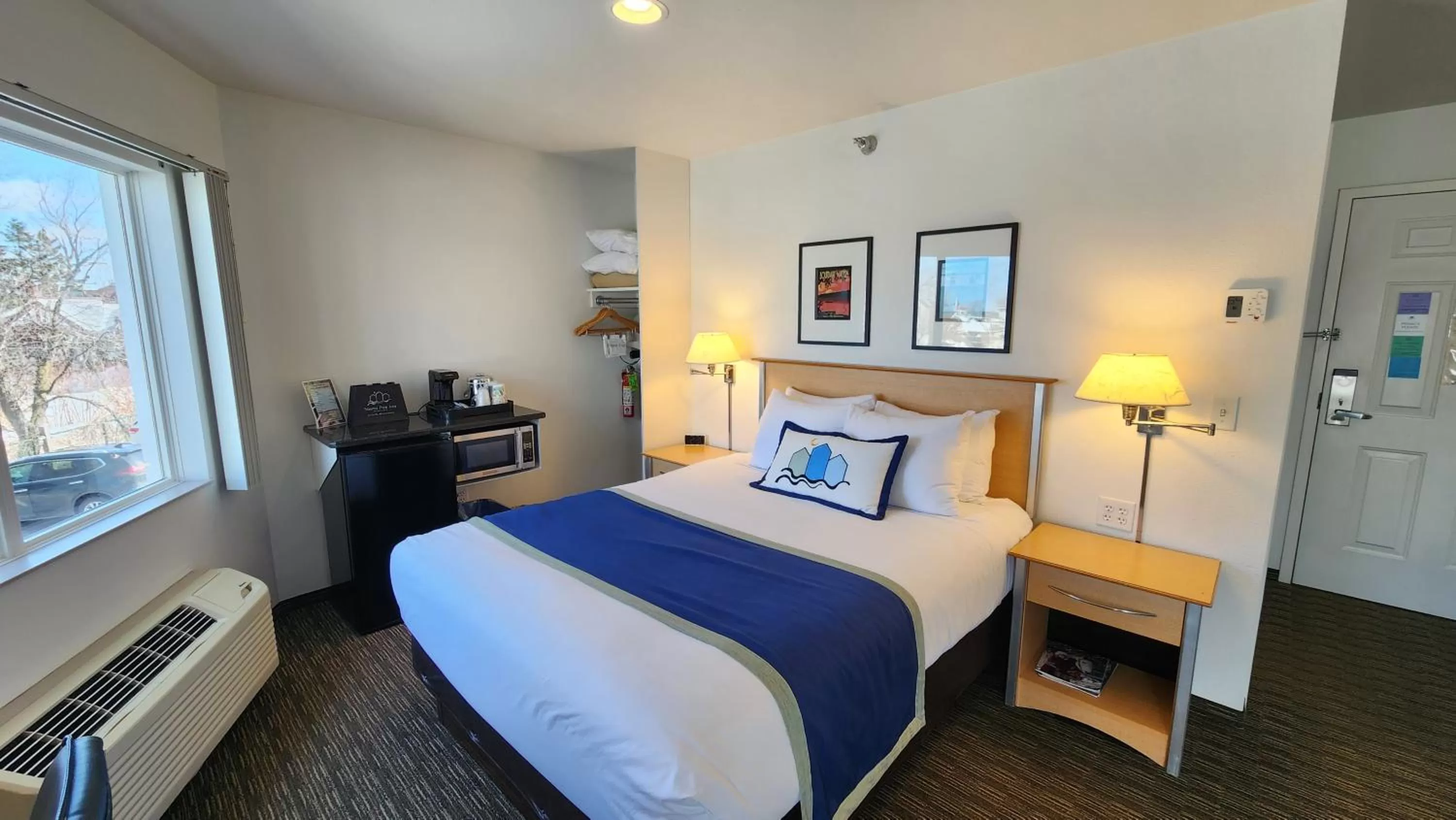 Bed in South Pier Inn