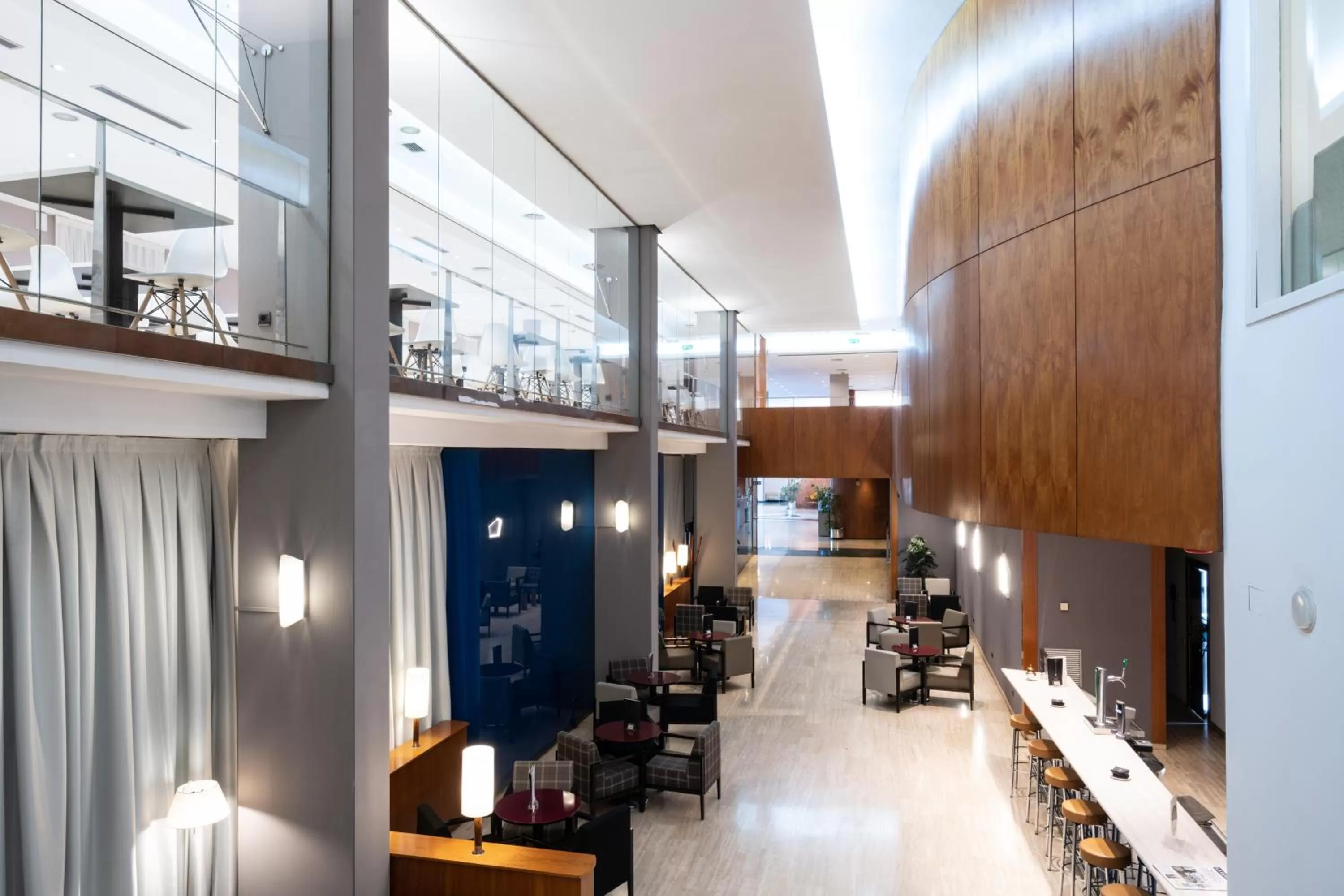 Lounge or bar in Catalonia Gran Hotel Verdi