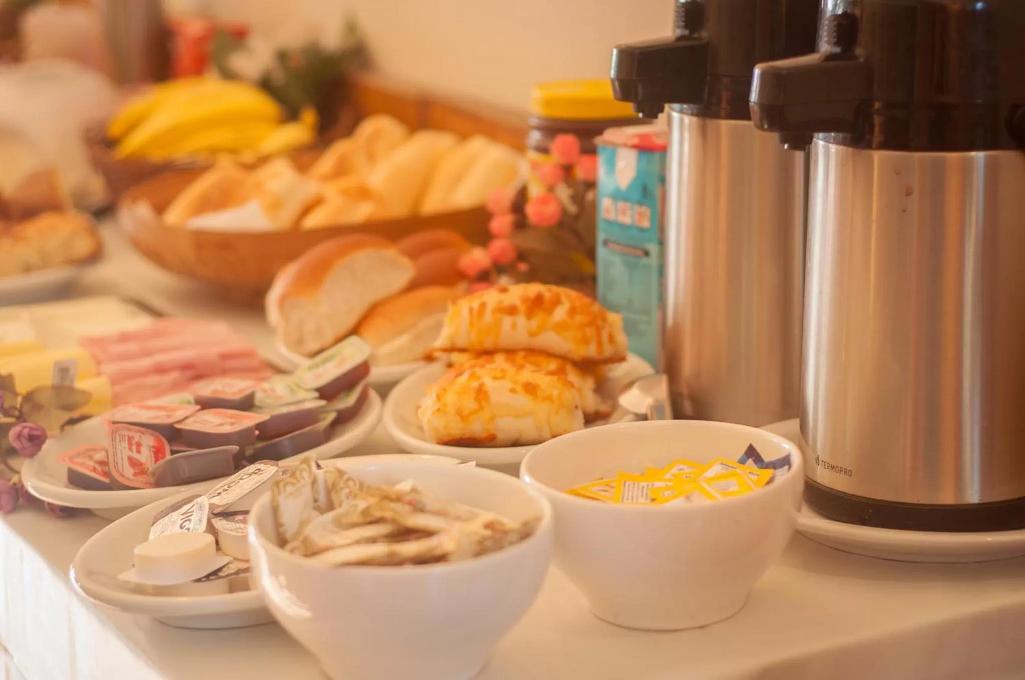 Breakfast in Refron du Mar Pousada Paraty