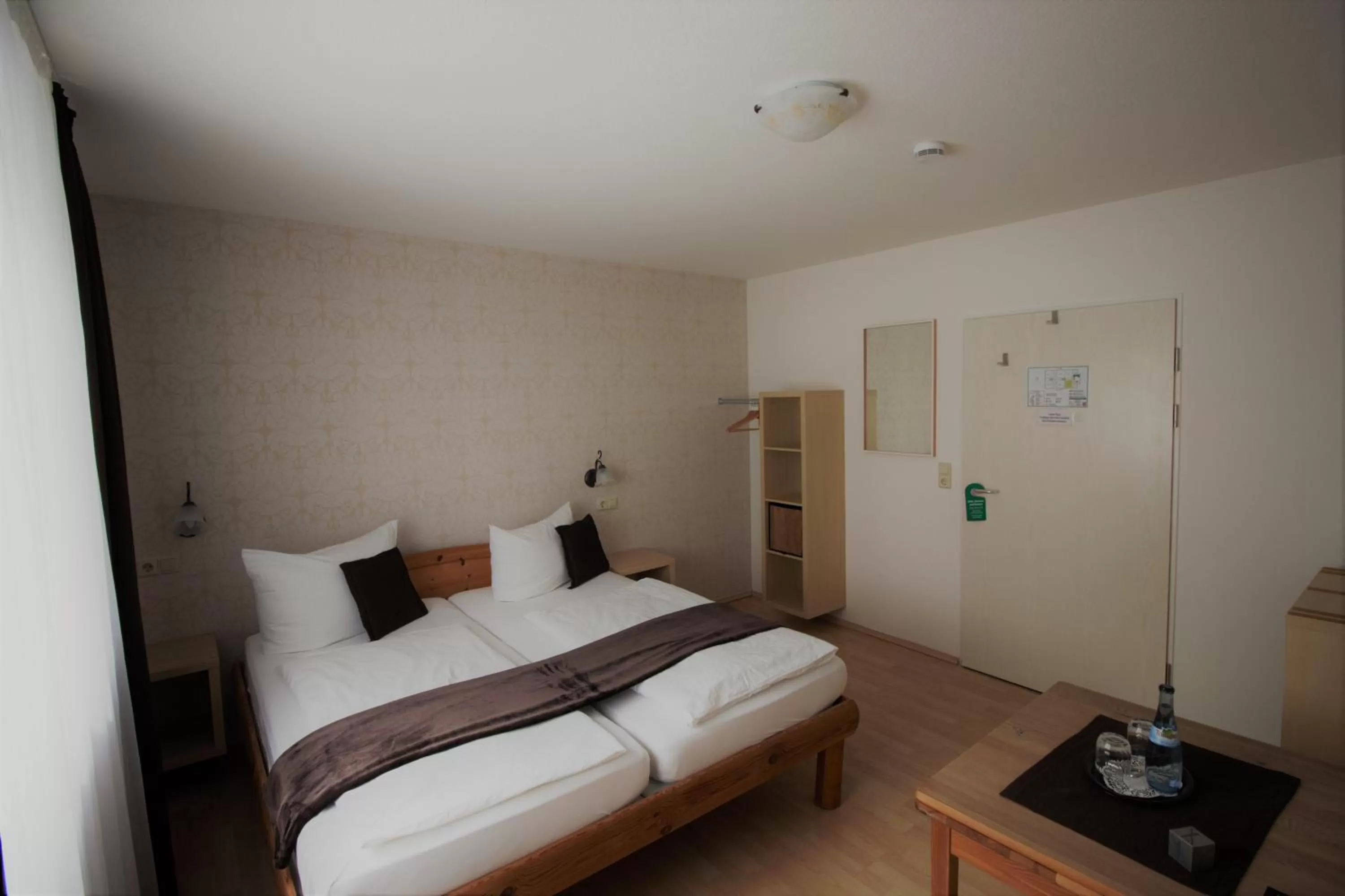 Photo of the whole room, Bed in Hotel Wirtshaus Krone