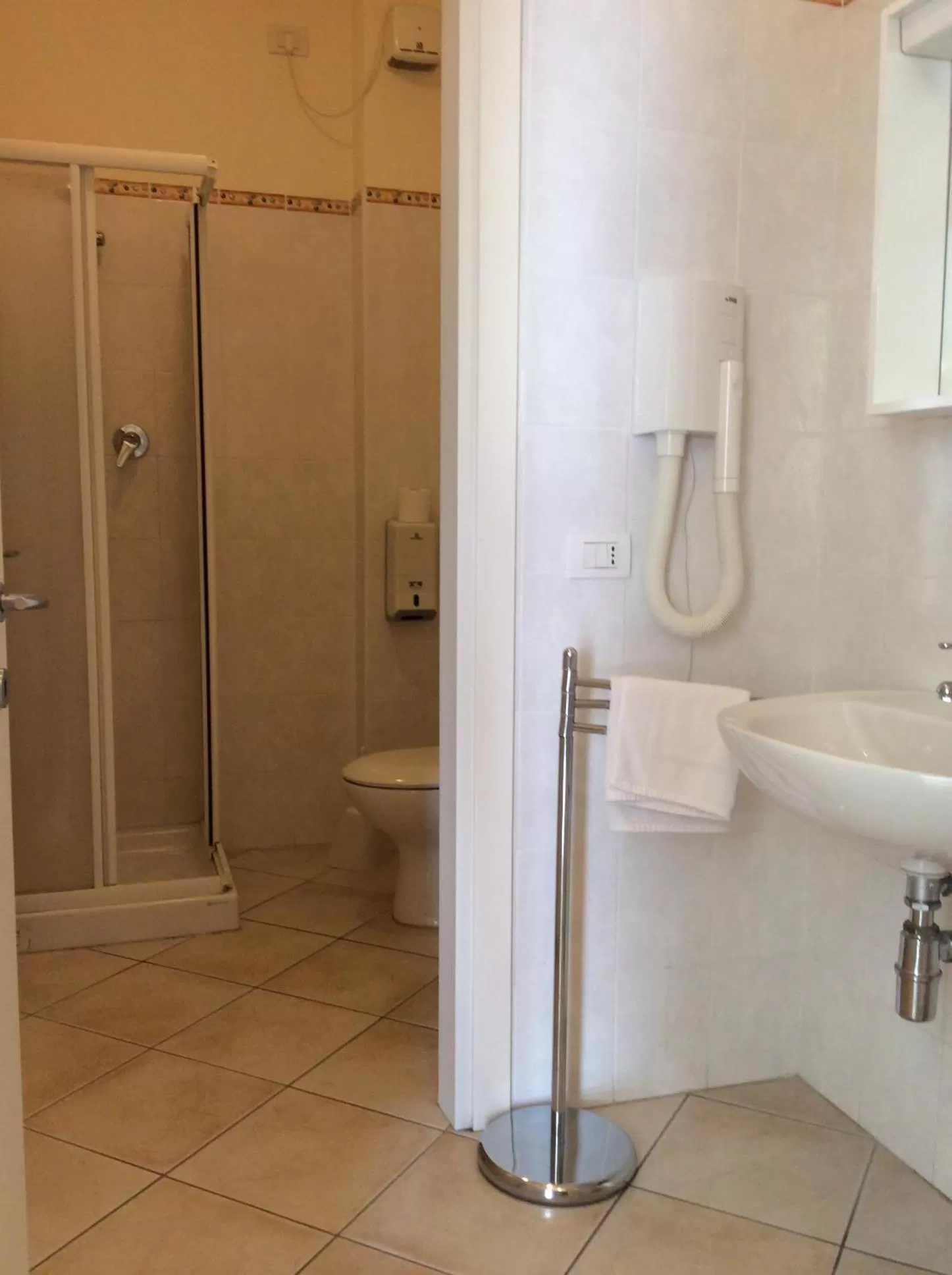 Basic Triple Room in Rosa Dei Venti