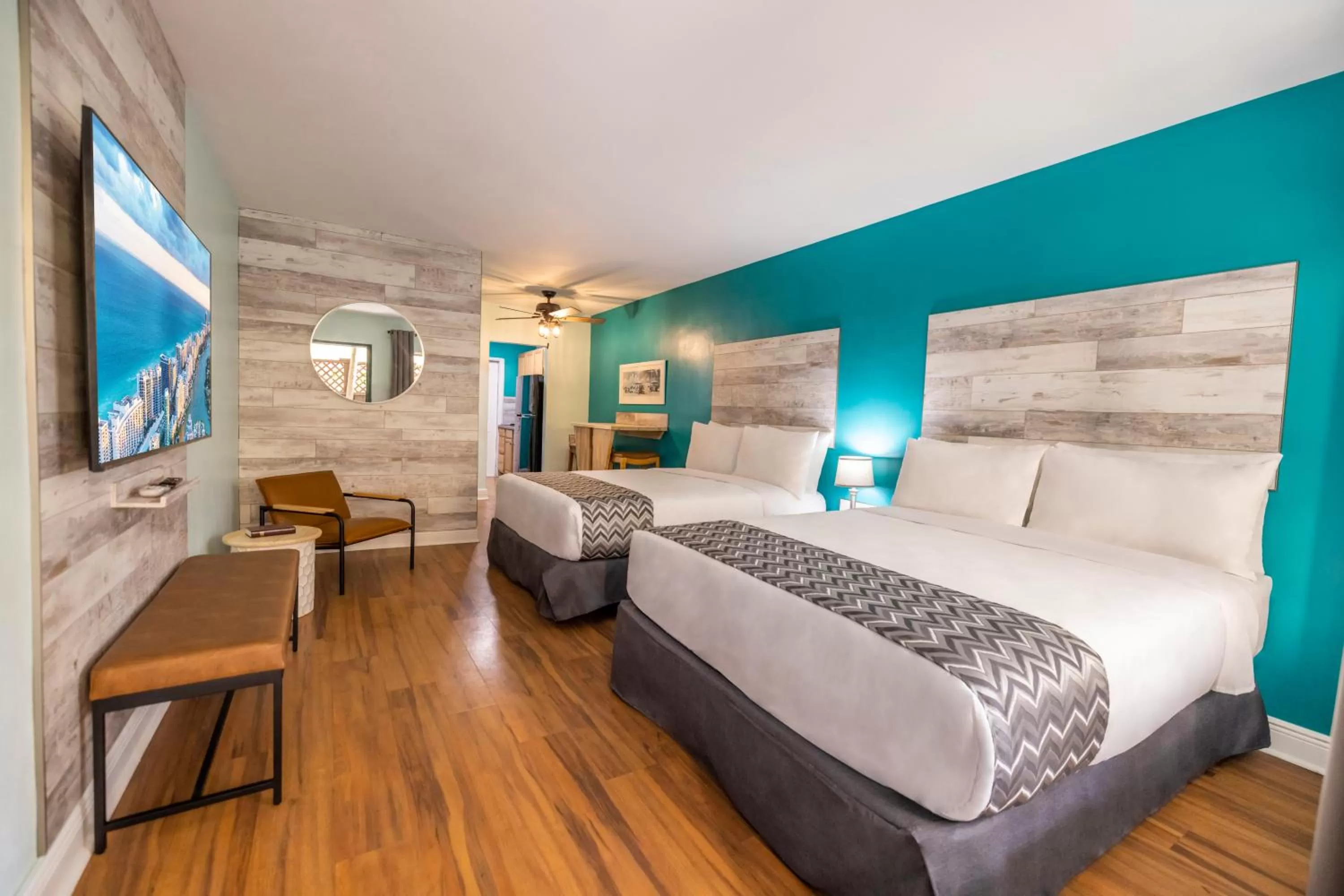 Deluxe Double Studio in Suites on South Beach