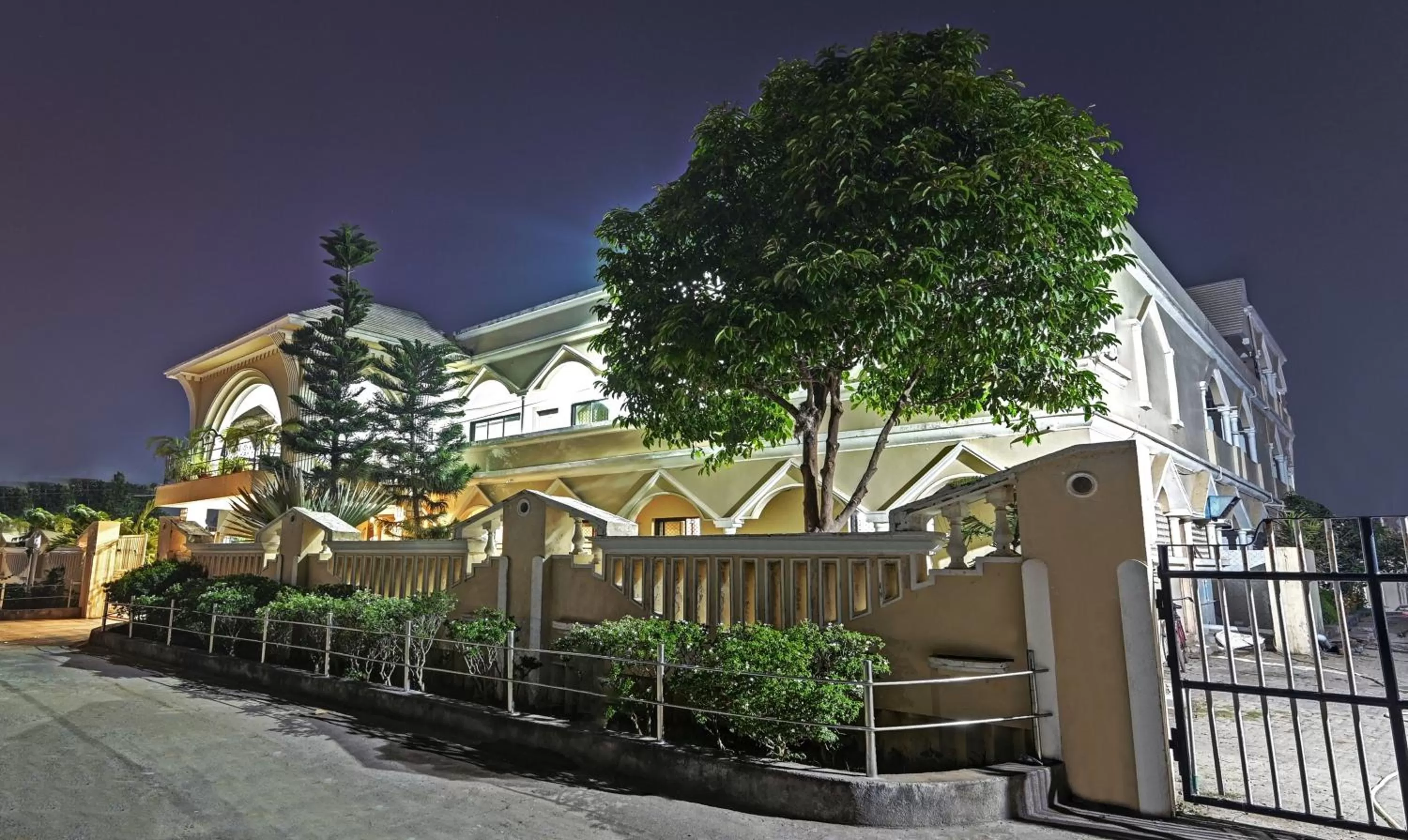 Property building in Treebo Sidhartha International Baliapanda