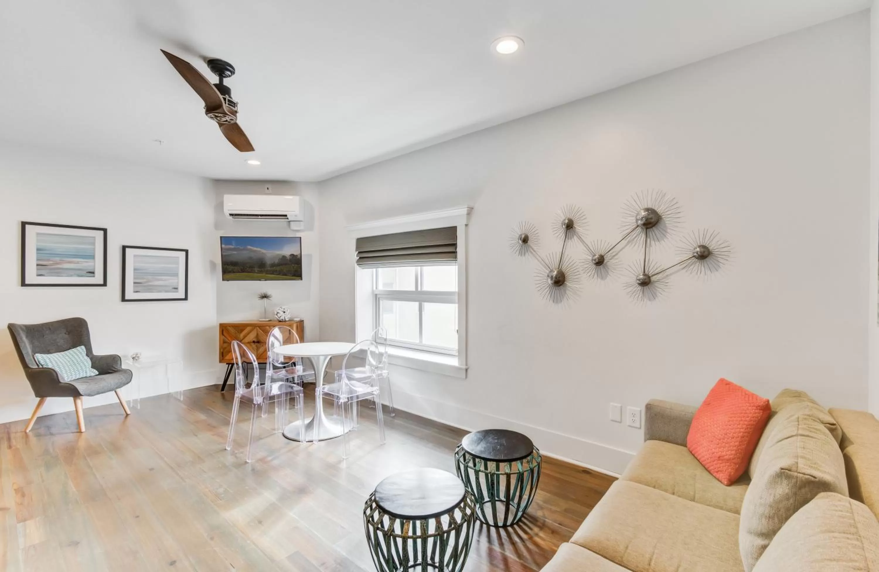 Two Bedroom Suite in 493 King Two Bedroom Suites