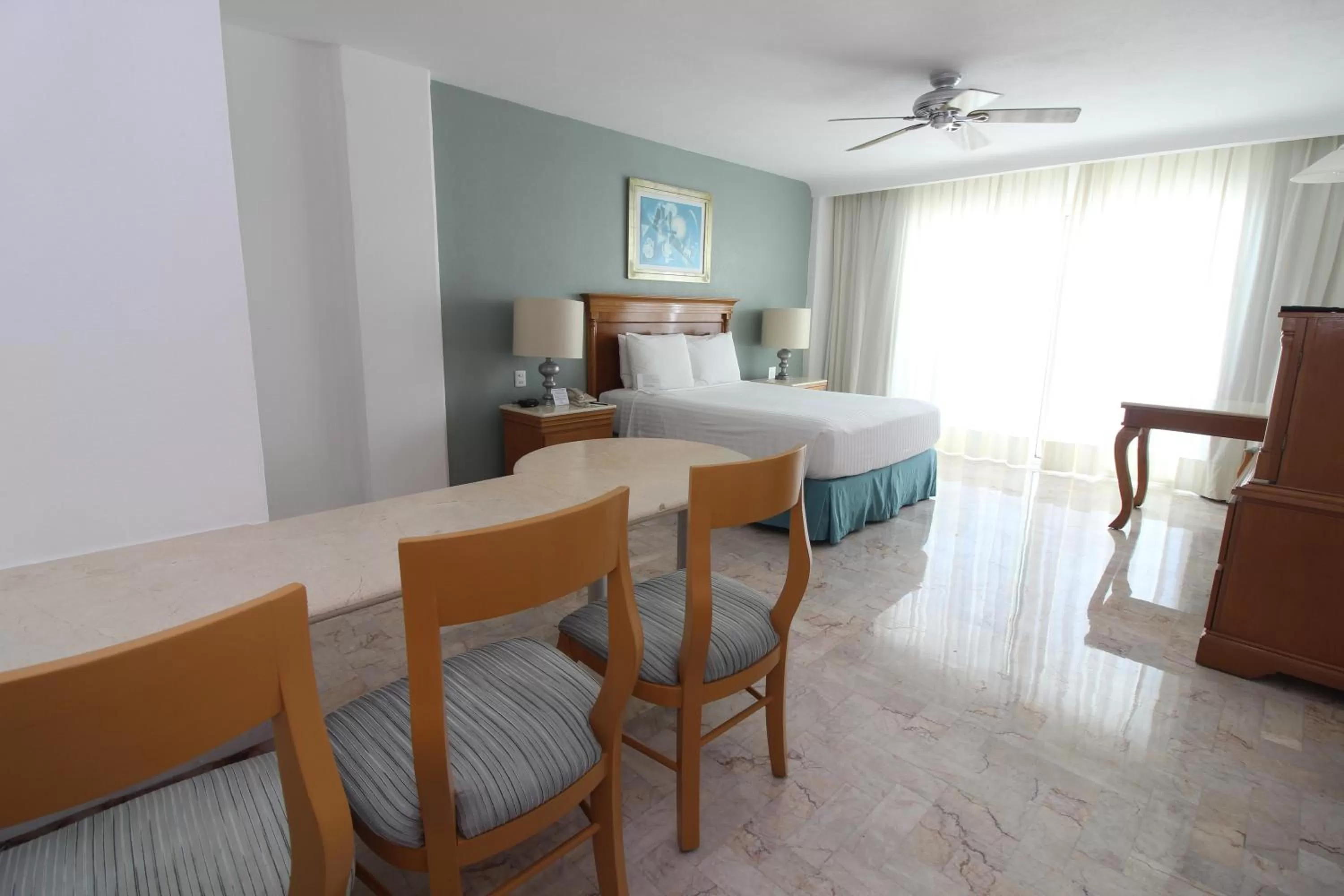 Bed in Emporio Acapulco