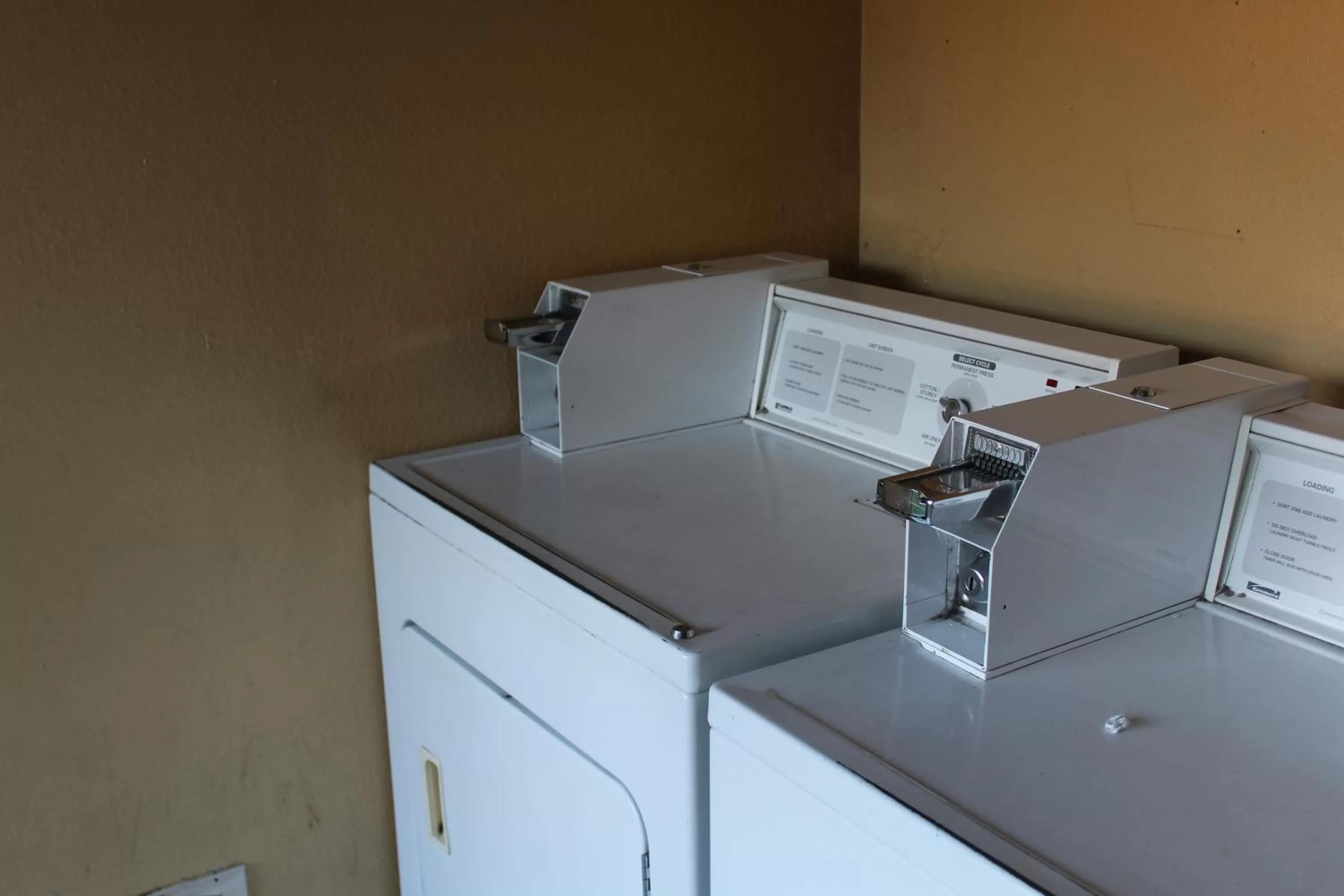 On-site shops in The Executive Inn & Suites