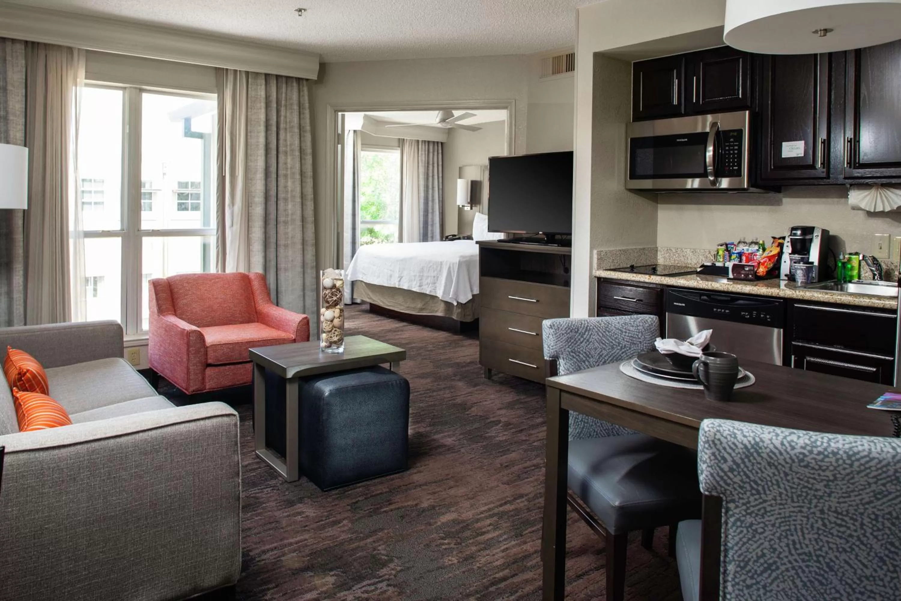 Living room in Homewood Suites by Hilton Dallas-Irving-Las Colinas