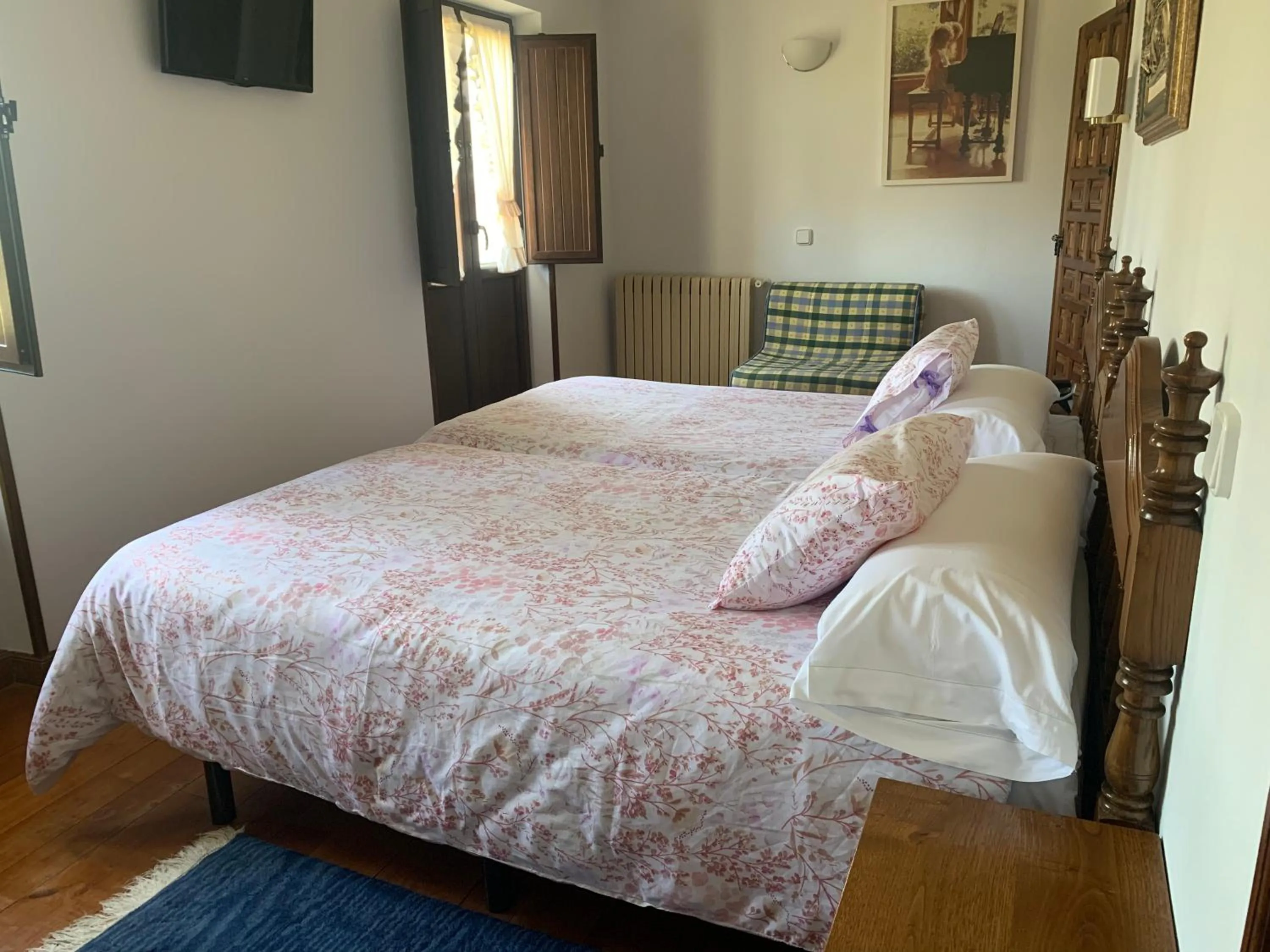 Photo of the whole room, Bed in Hotel Siglo XVIII