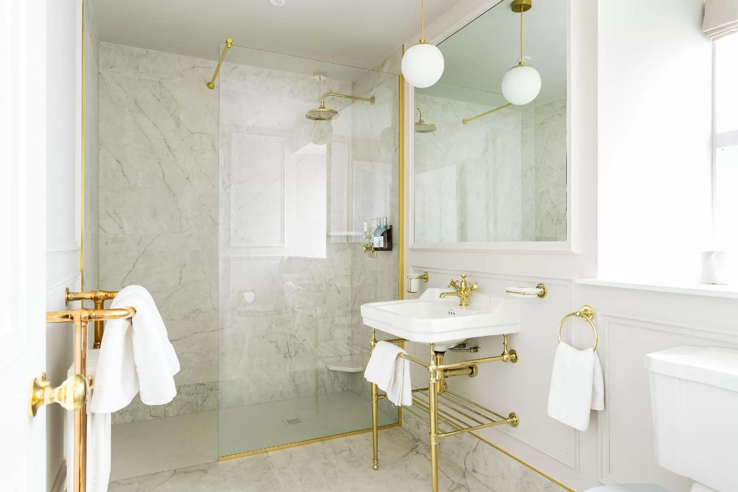 Shower in Liss Ard Estate