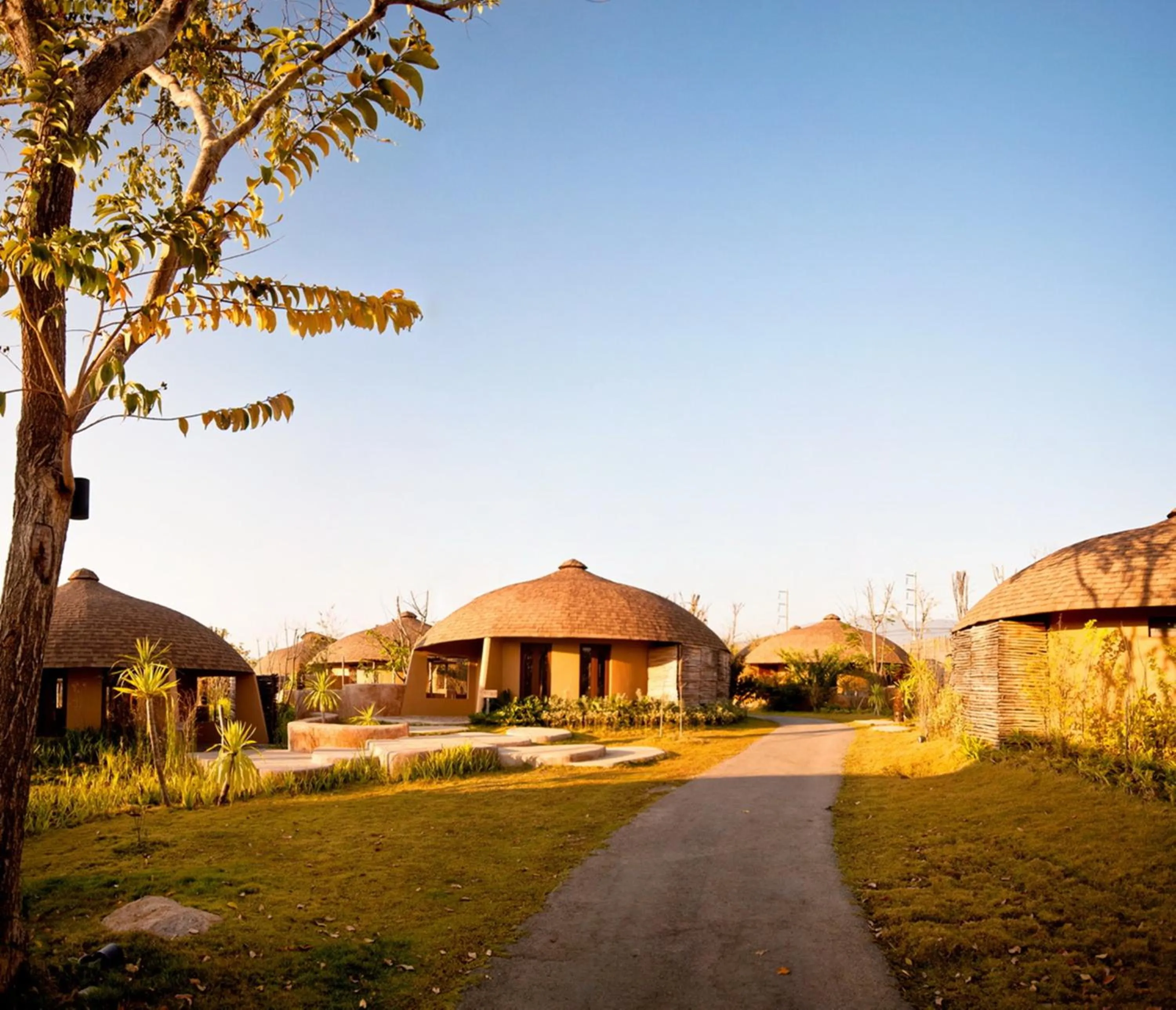 Facade/entrance in Montis Resort