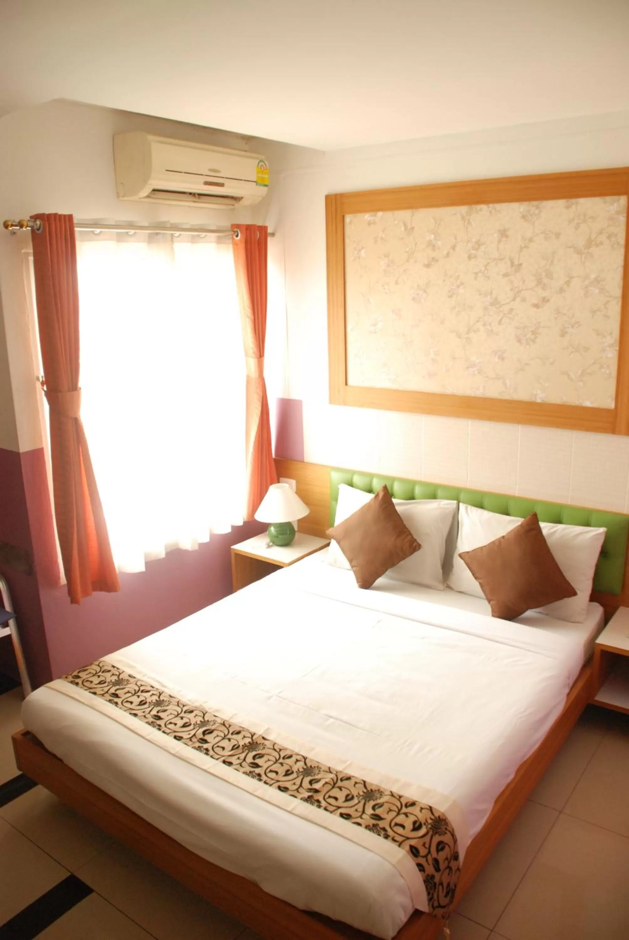 Bed in Ratchada 17 Place