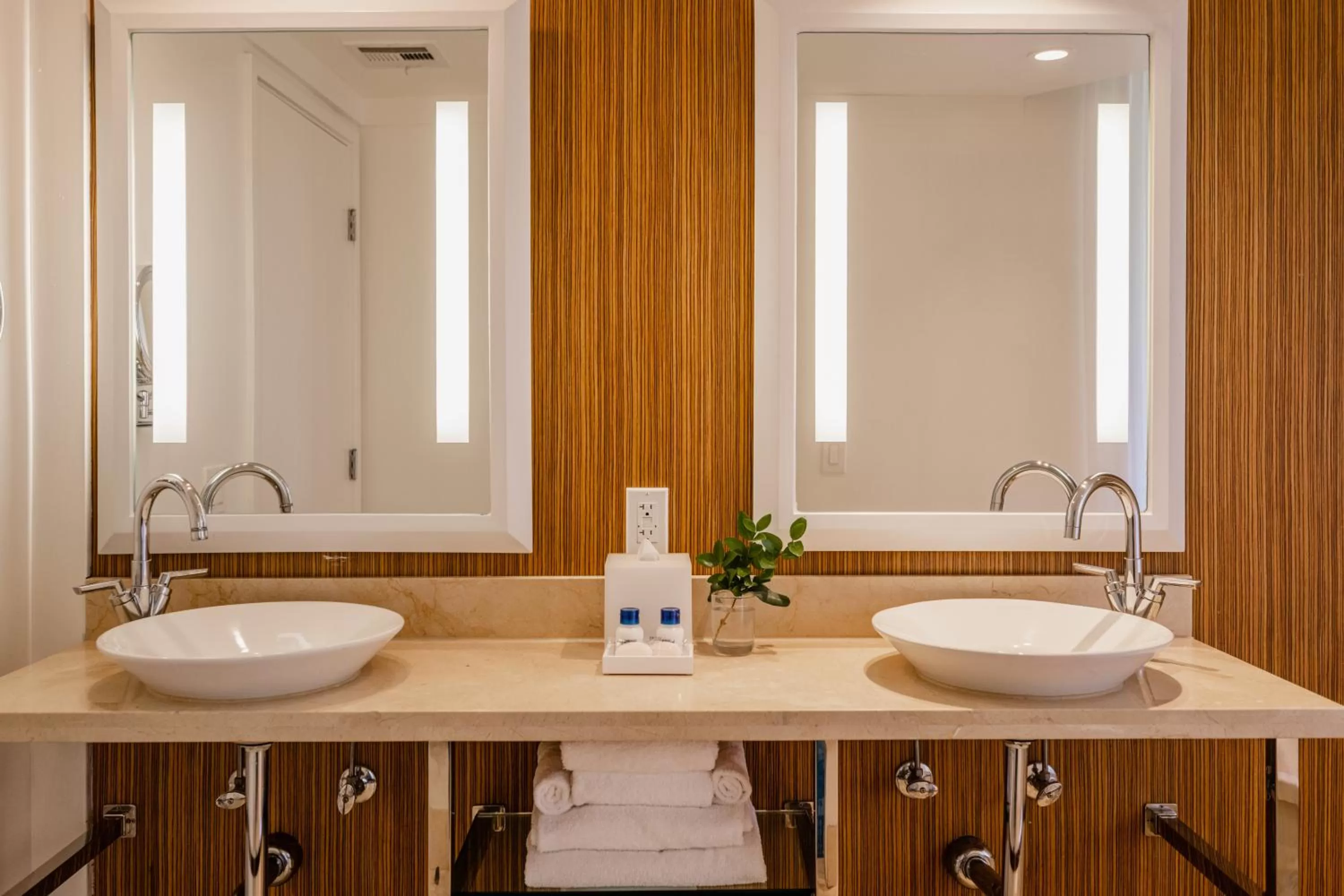 Bathroom in Riviera Resort Palm Springs