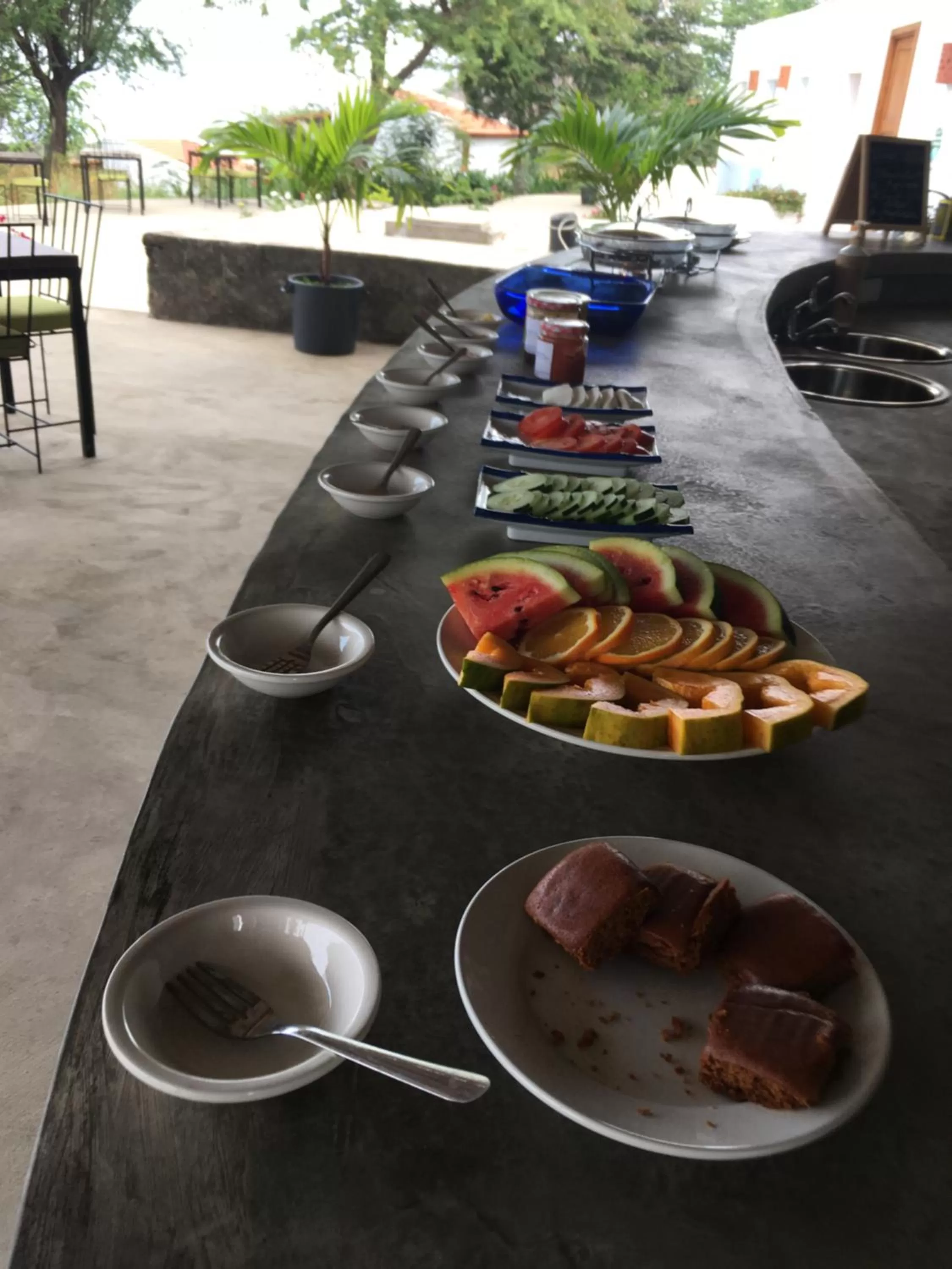 Buffet breakfast in La Fora Ecolodge