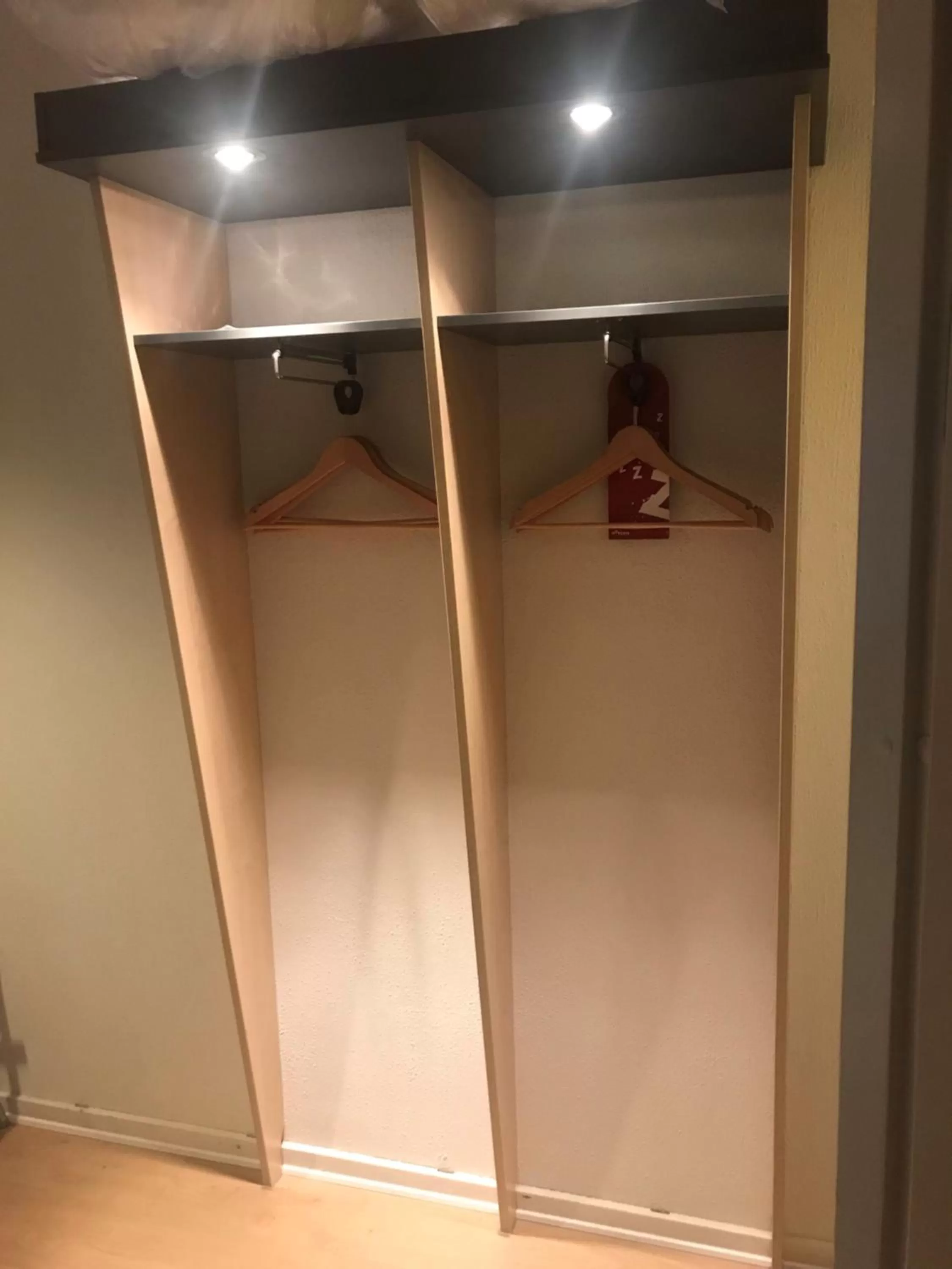 Bedroom in City Hotel Nattergalen