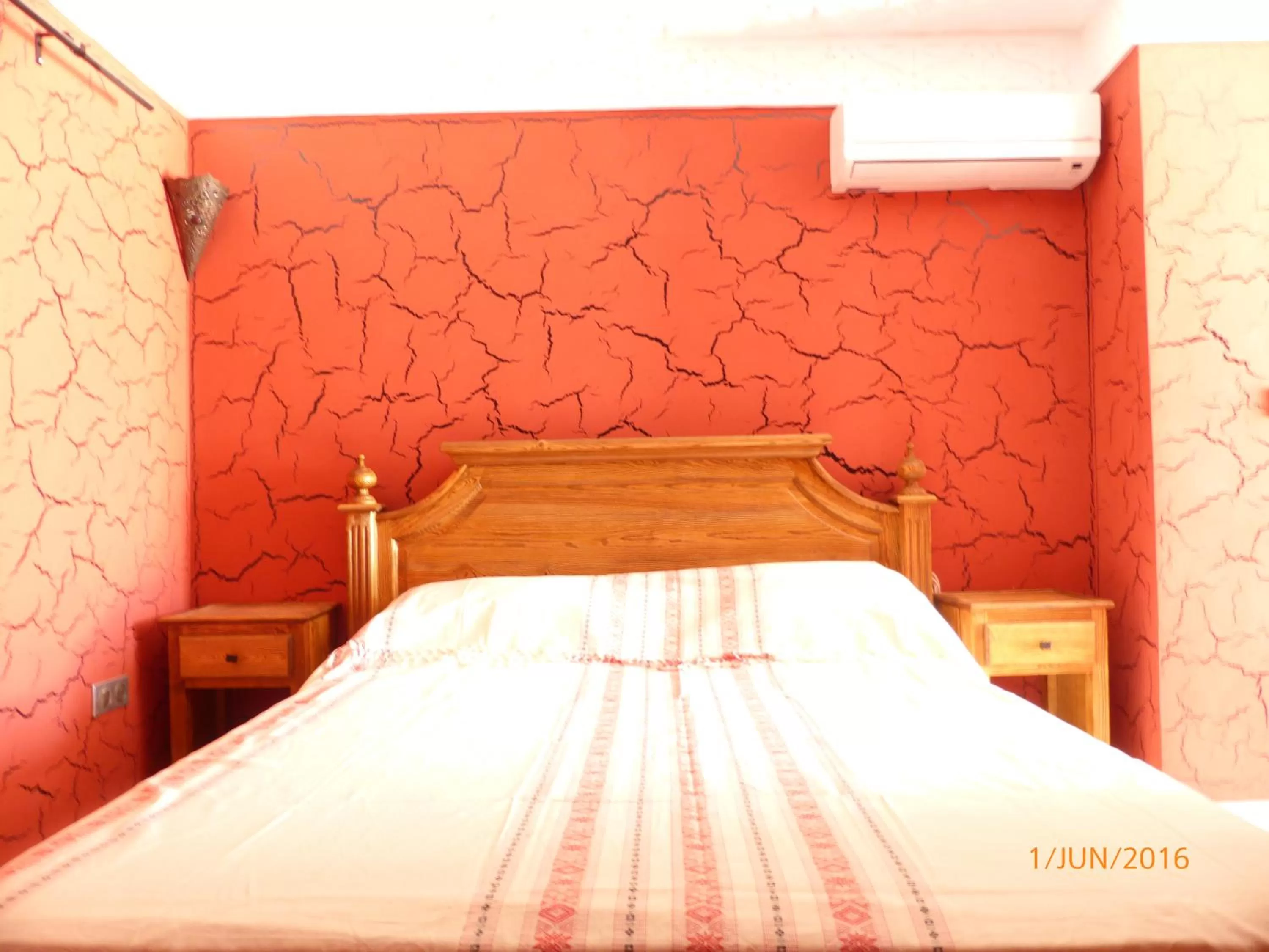 Bedroom, Bed in Villa Jasmin