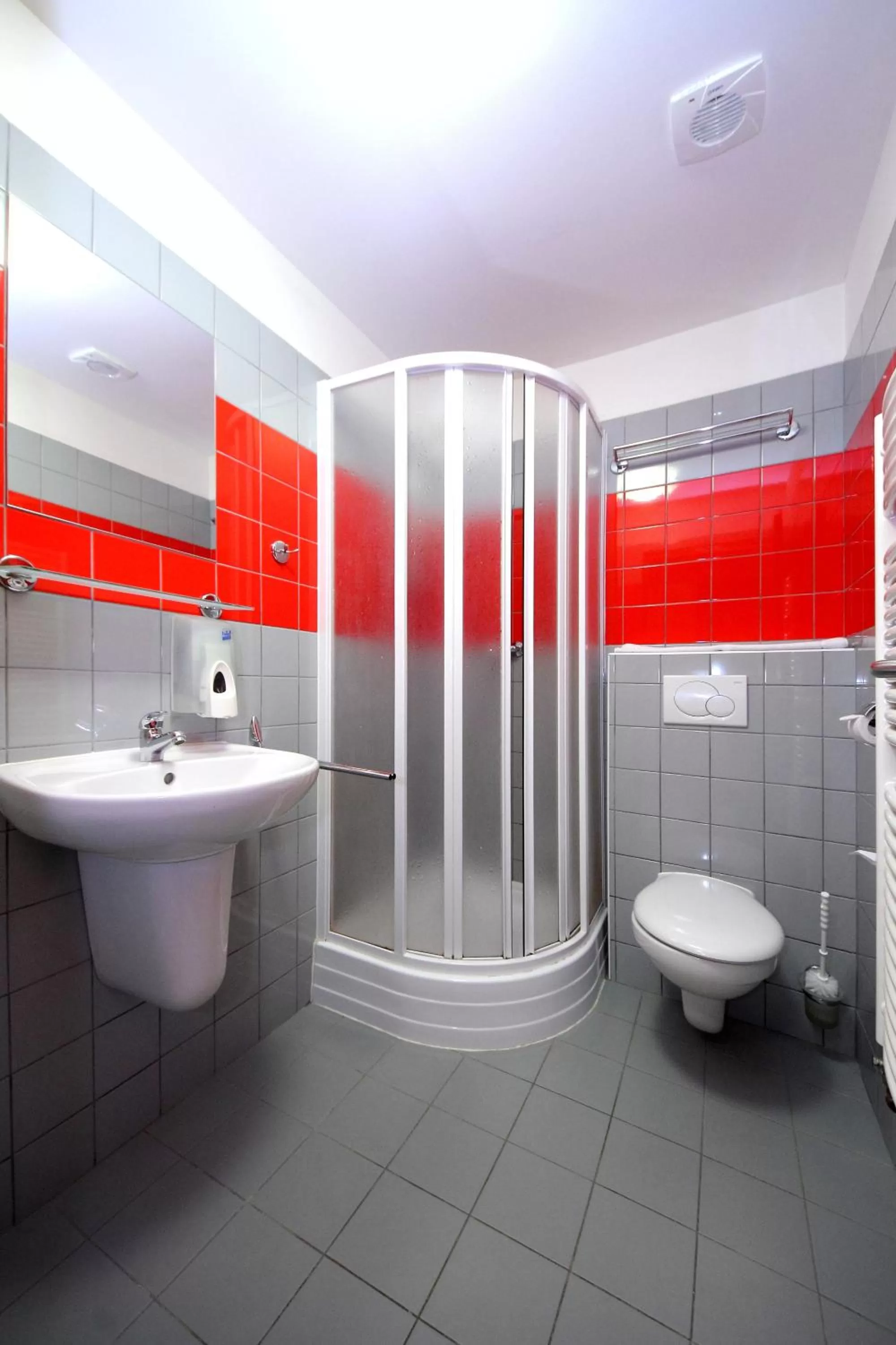 Shower in Hotel S-centrum