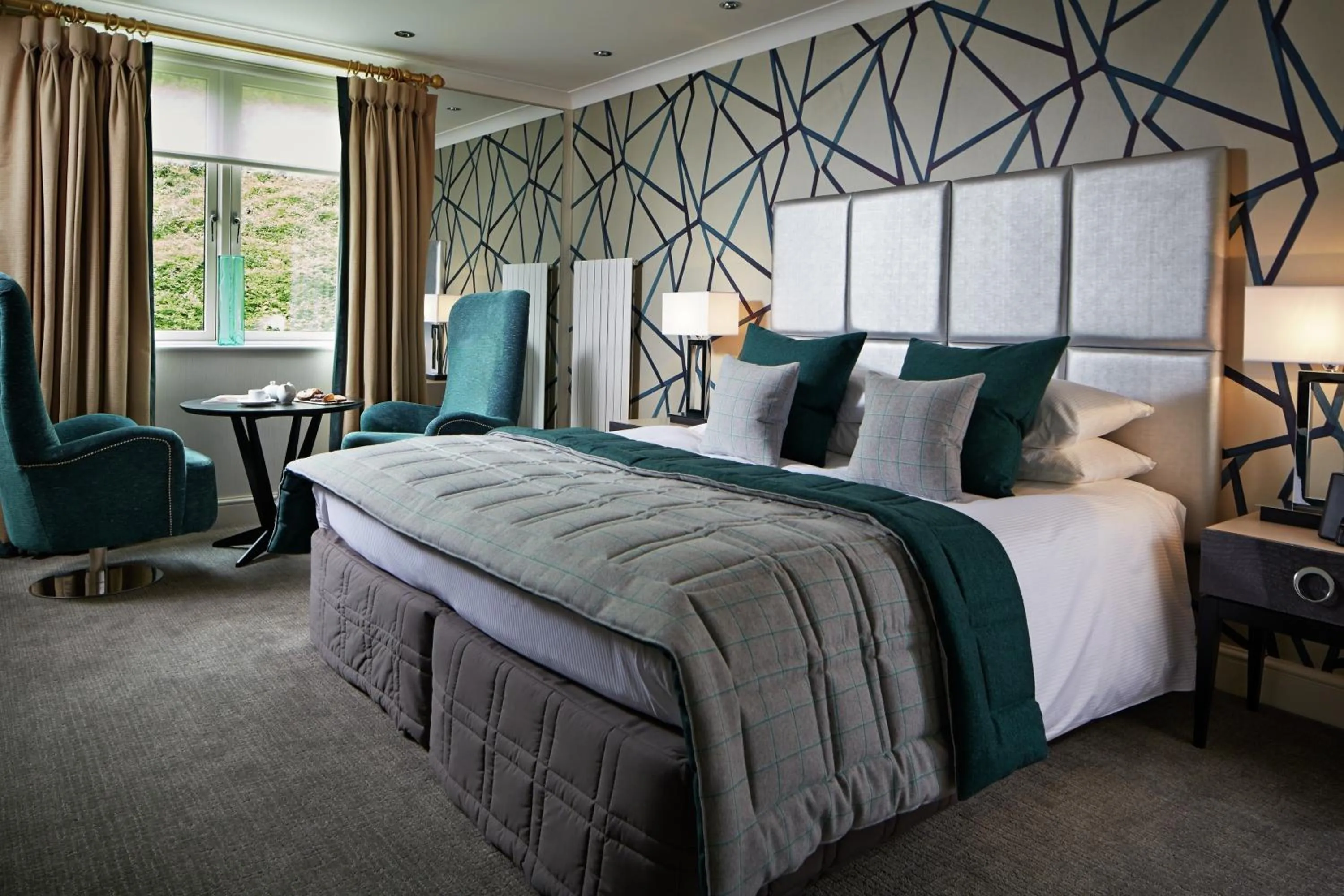 Bed in Rowhill Grange Hotel & Utopia Spa