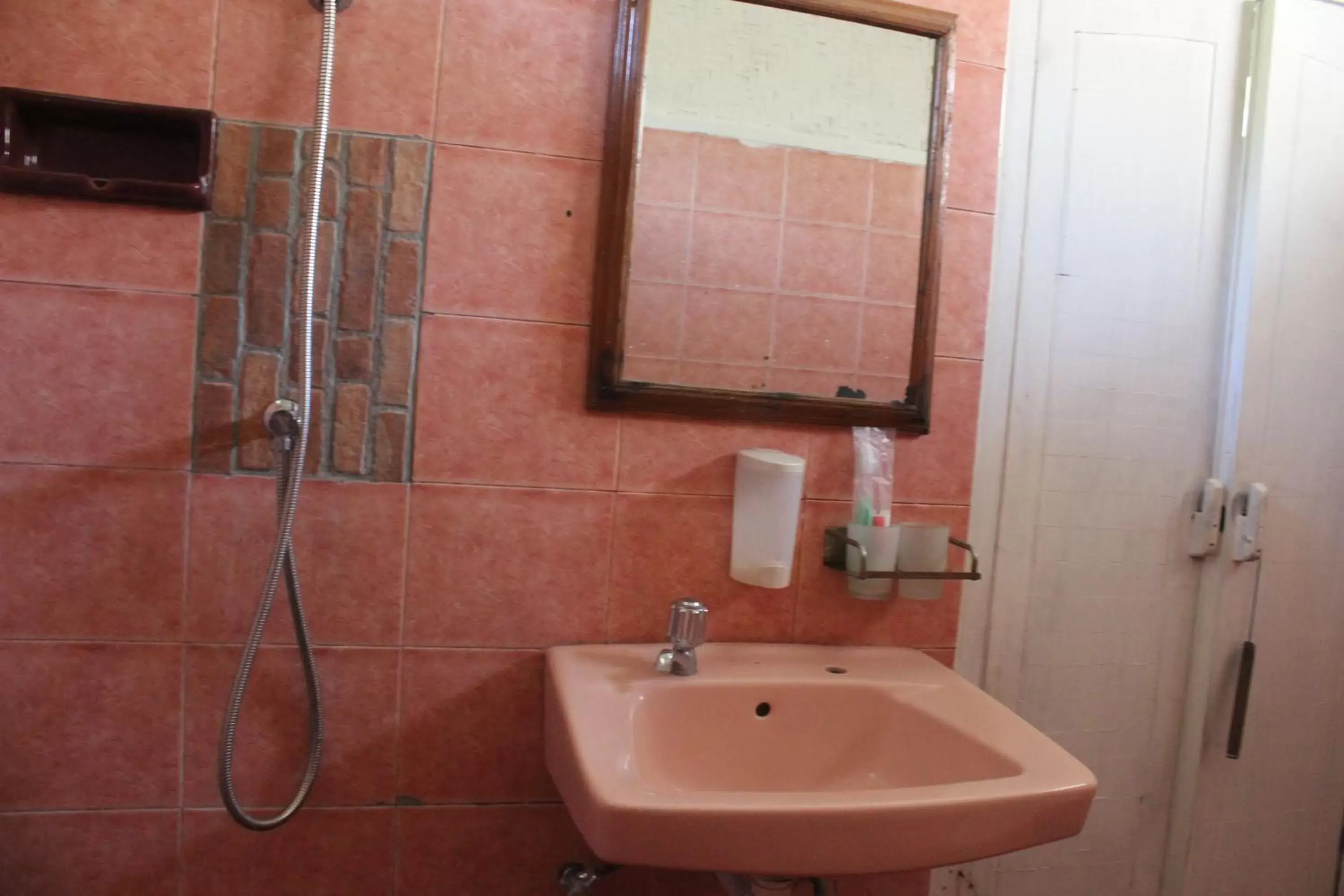 Standard Double Room in Coral Beach Seaside Standard Double Room in Coral Beach Seaside