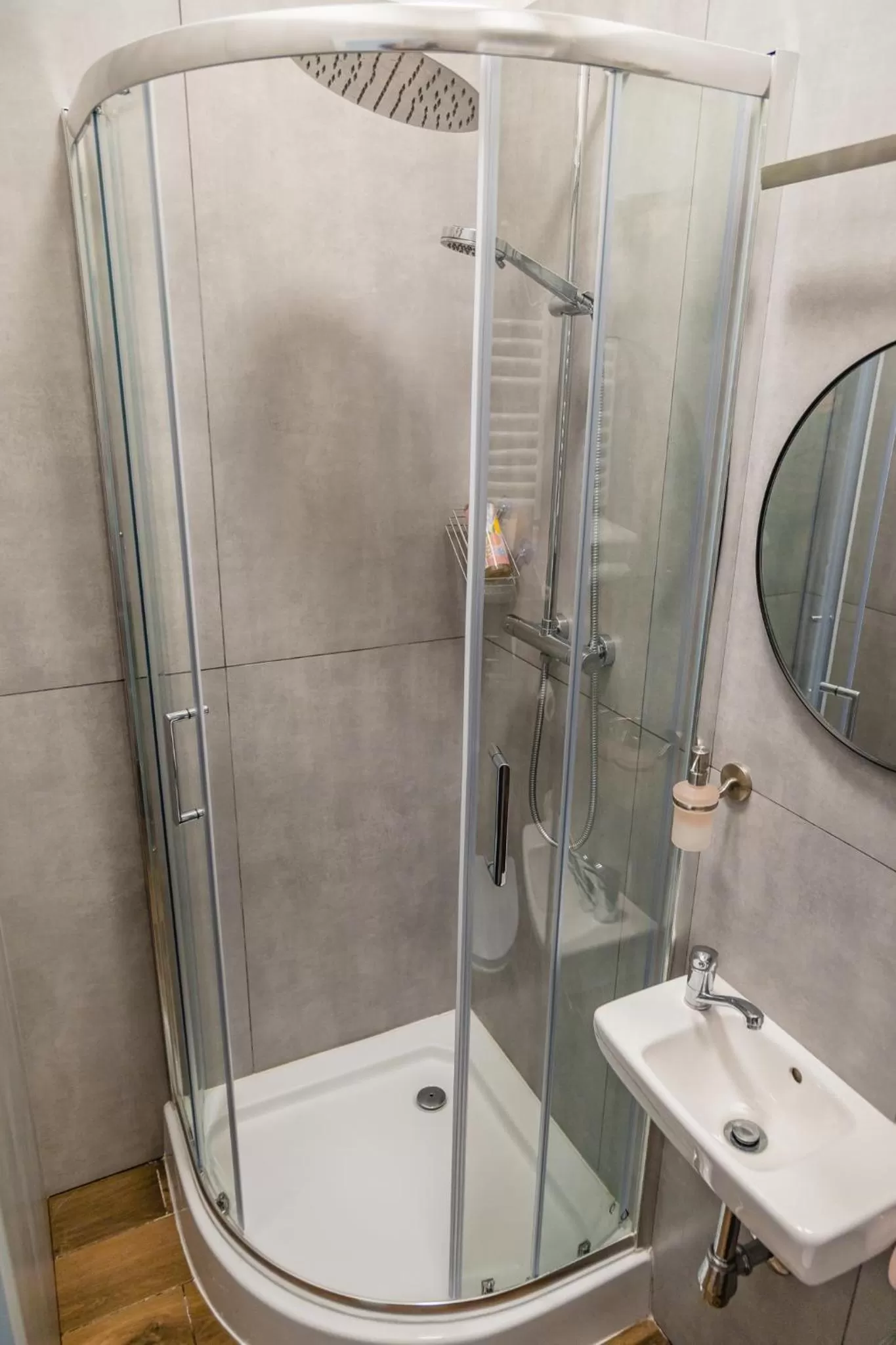 Shower in The Old Townhouse