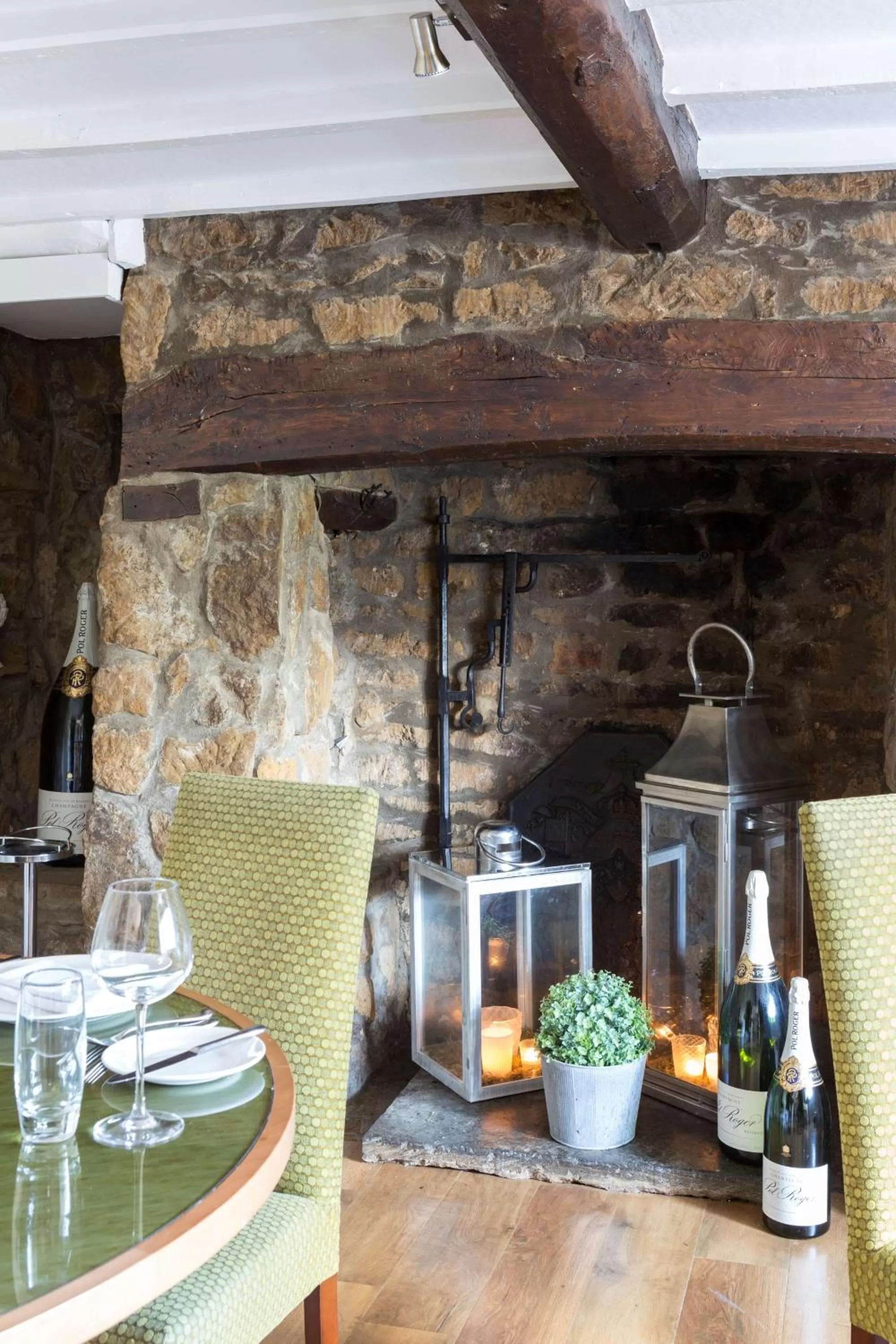 Restaurant/places to eat in Banbury Wroxton House Hotel