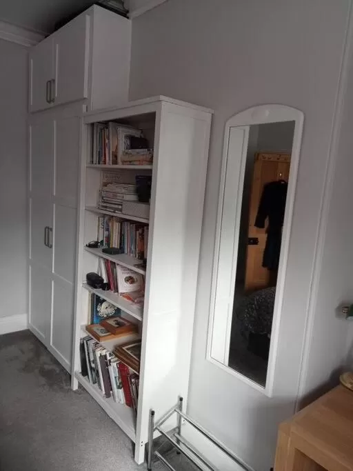 wardrobe in Private rooms with breakfast in Bishop Auckland