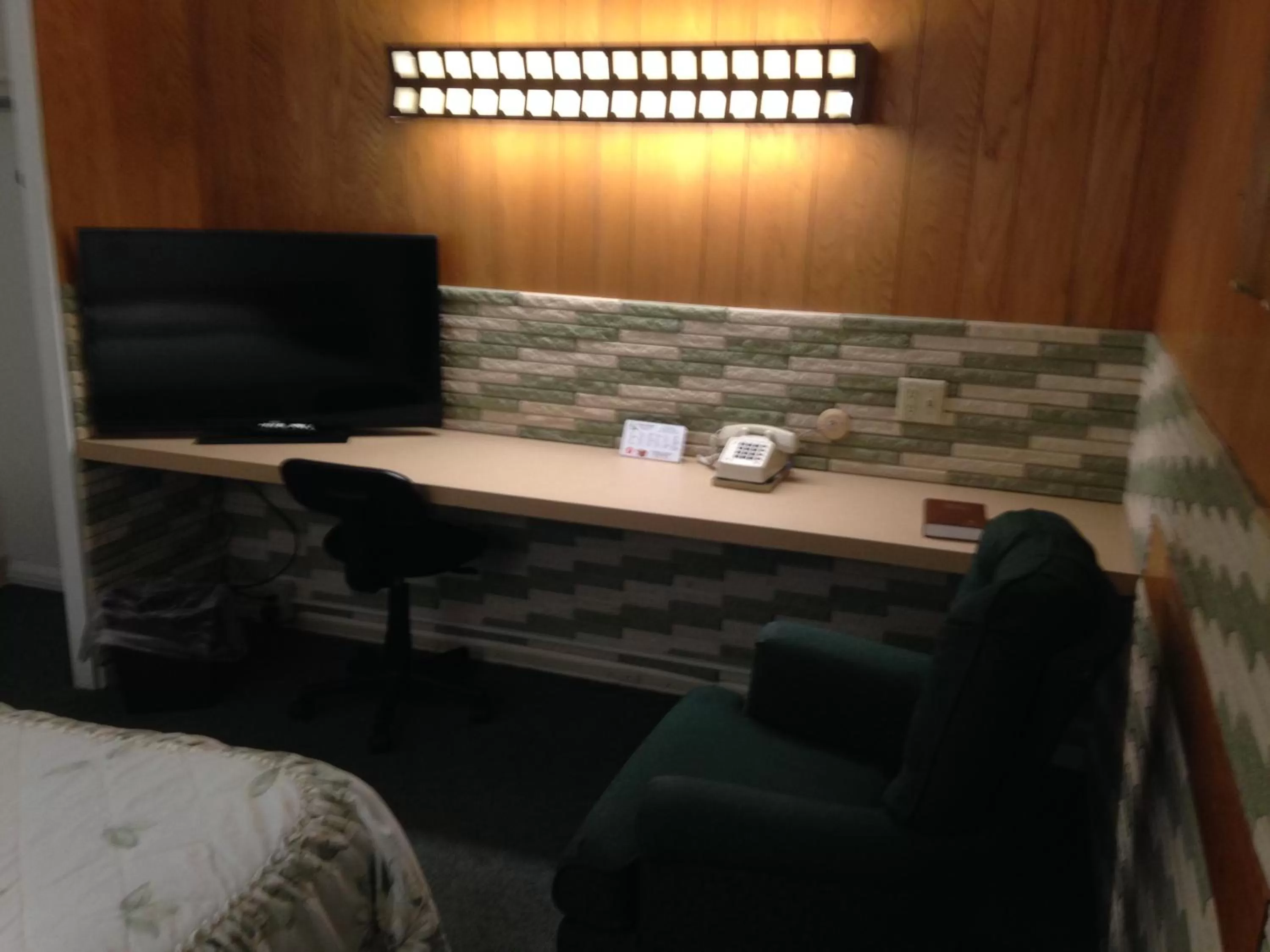 TV and multimedia in Siesta Motel