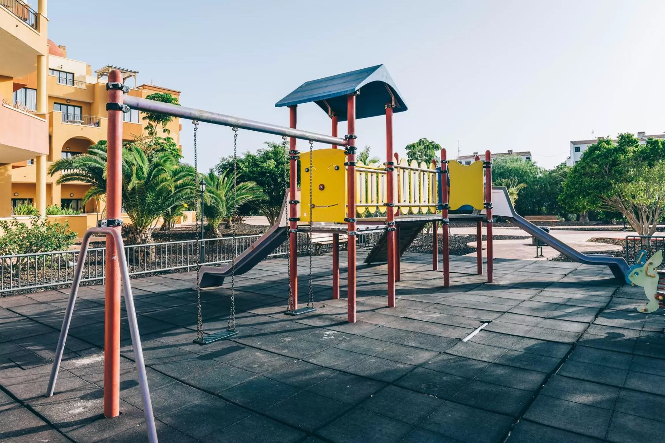 Entertainment in Grand Muthu Golf Plaza Hotel & Spa