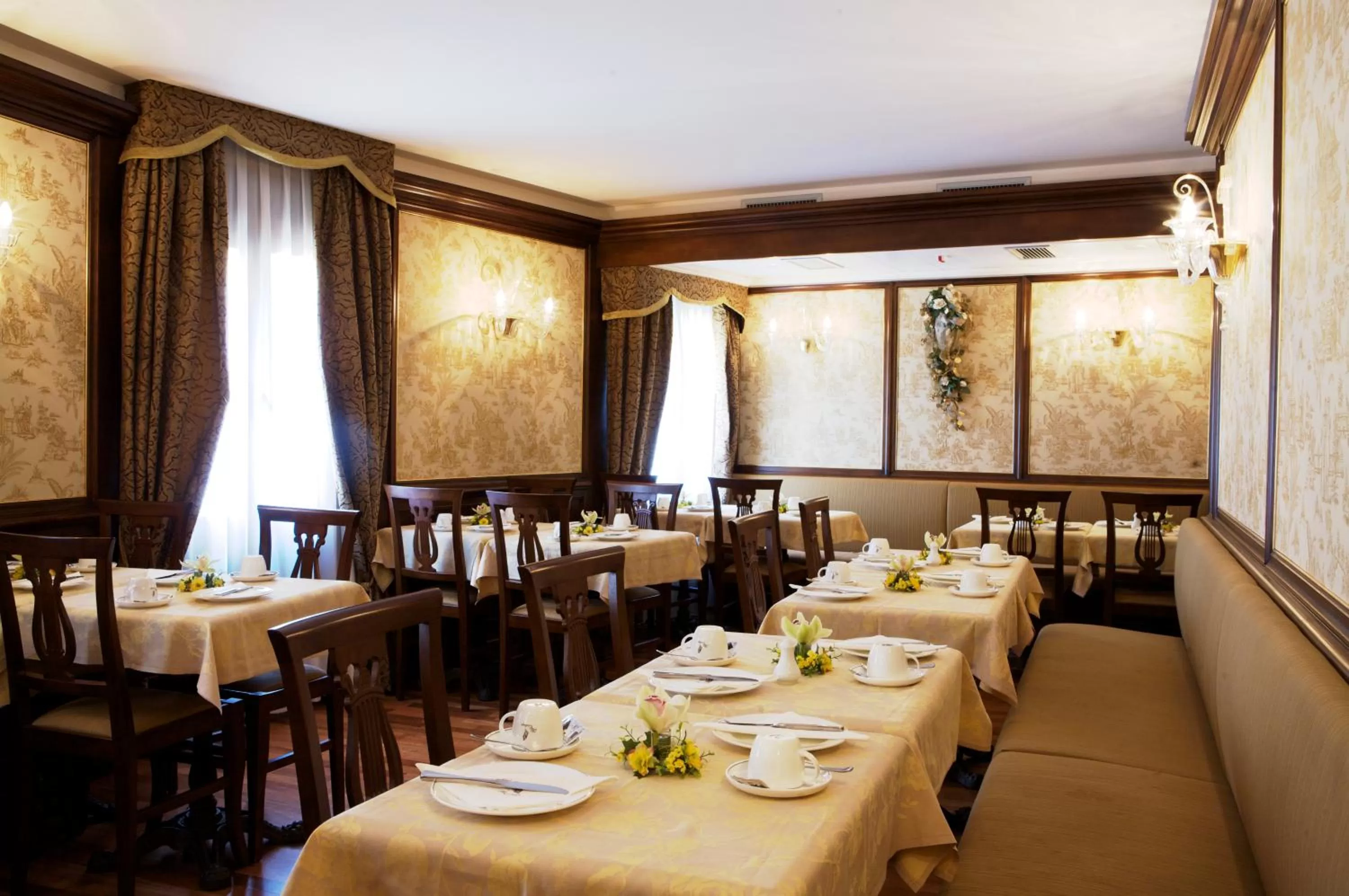 Restaurant/places to eat in Hotel Al Codega