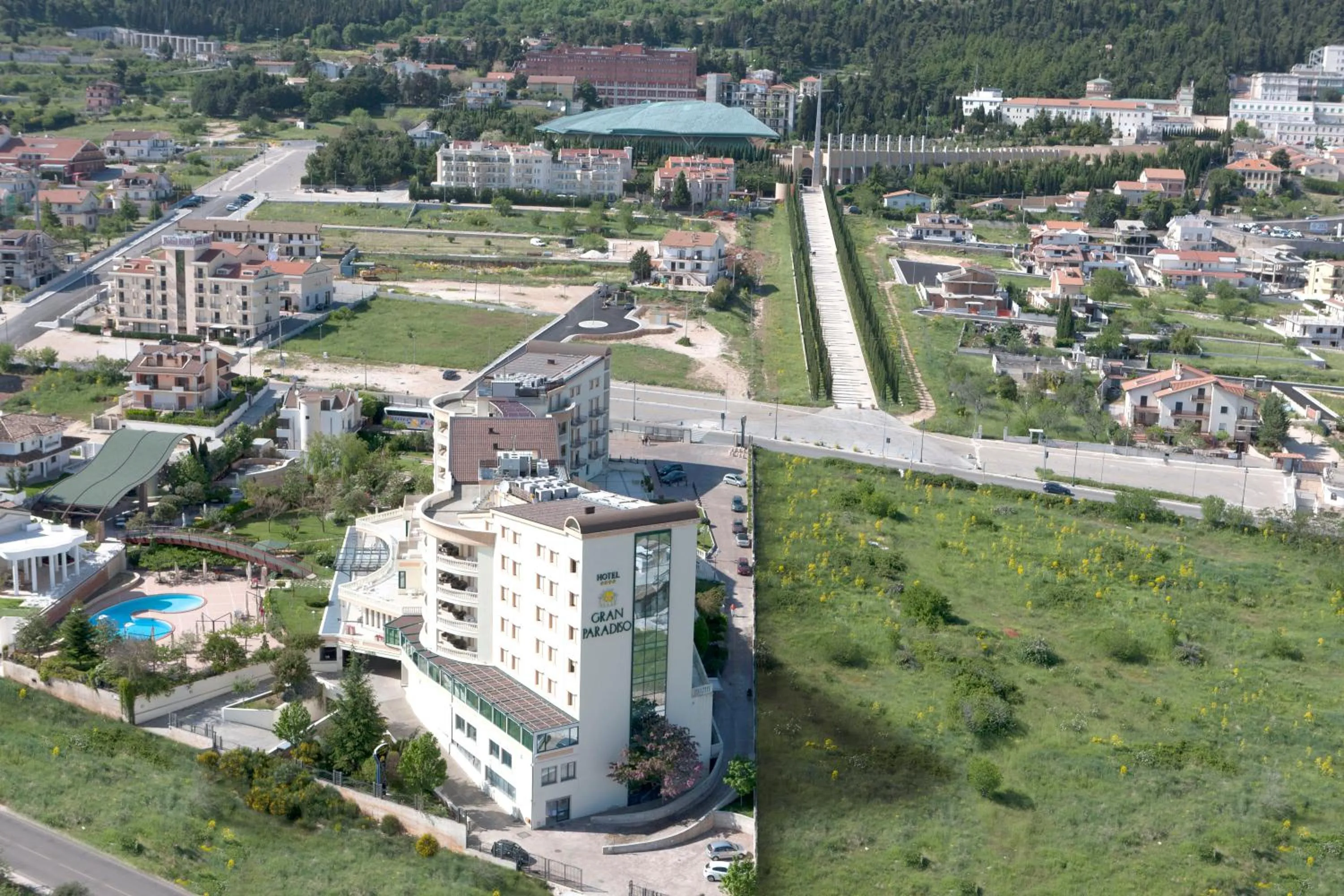 Facade/entrance in Gran Paradiso Hotel Spa