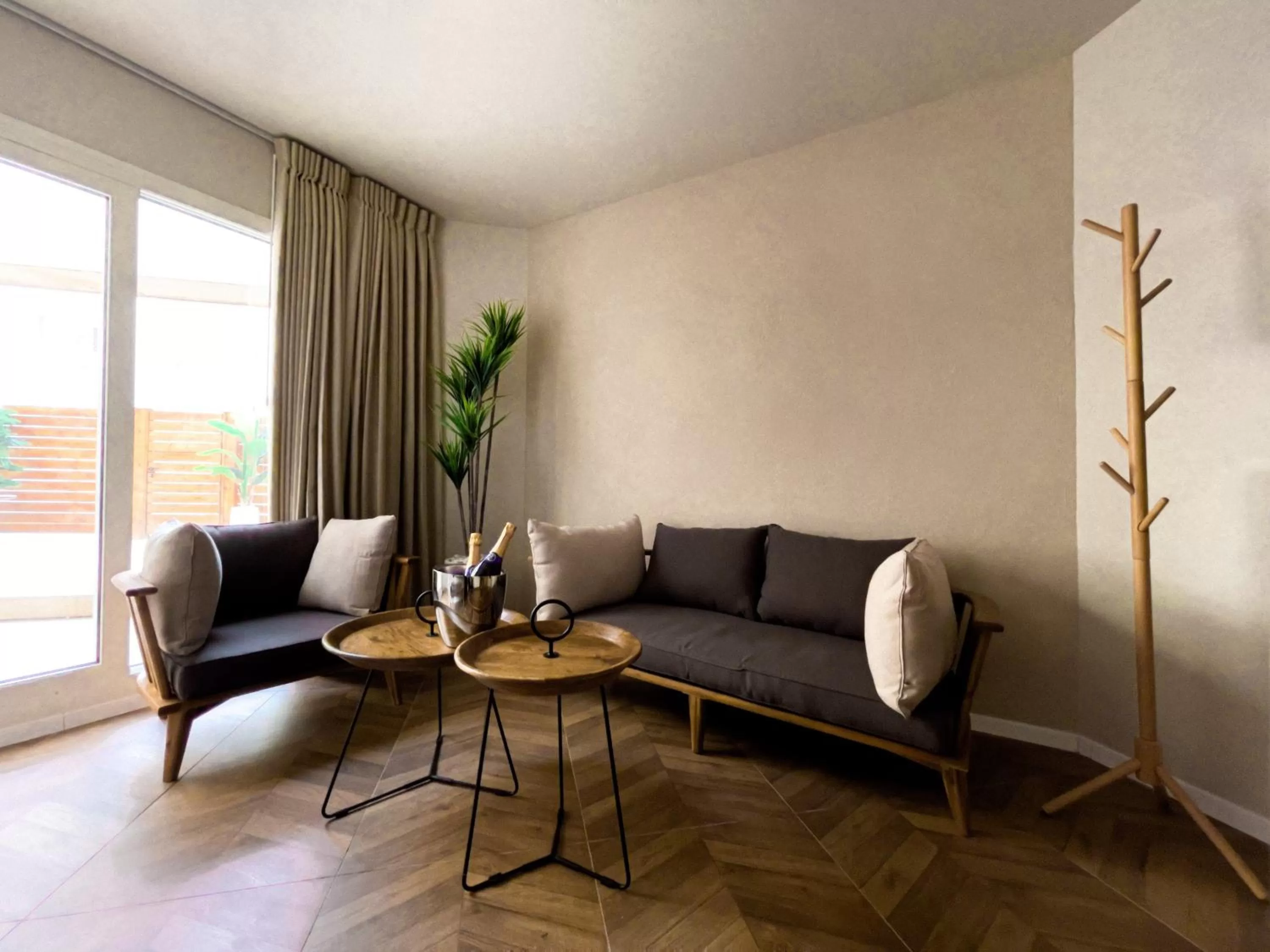 Share Suites Hotel Bat-Yam