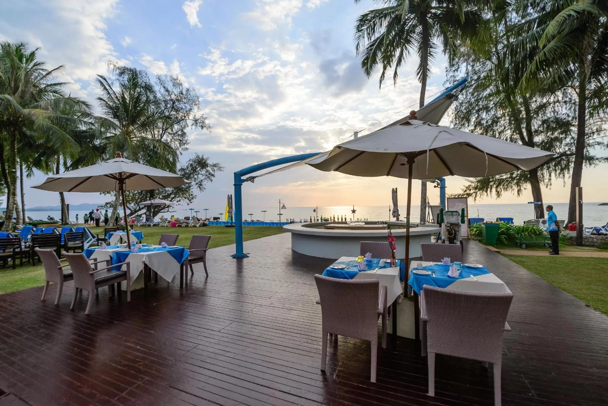 Restaurant/places to eat in The Briza Beach Resort, Khao Lak SHA Extra Plus