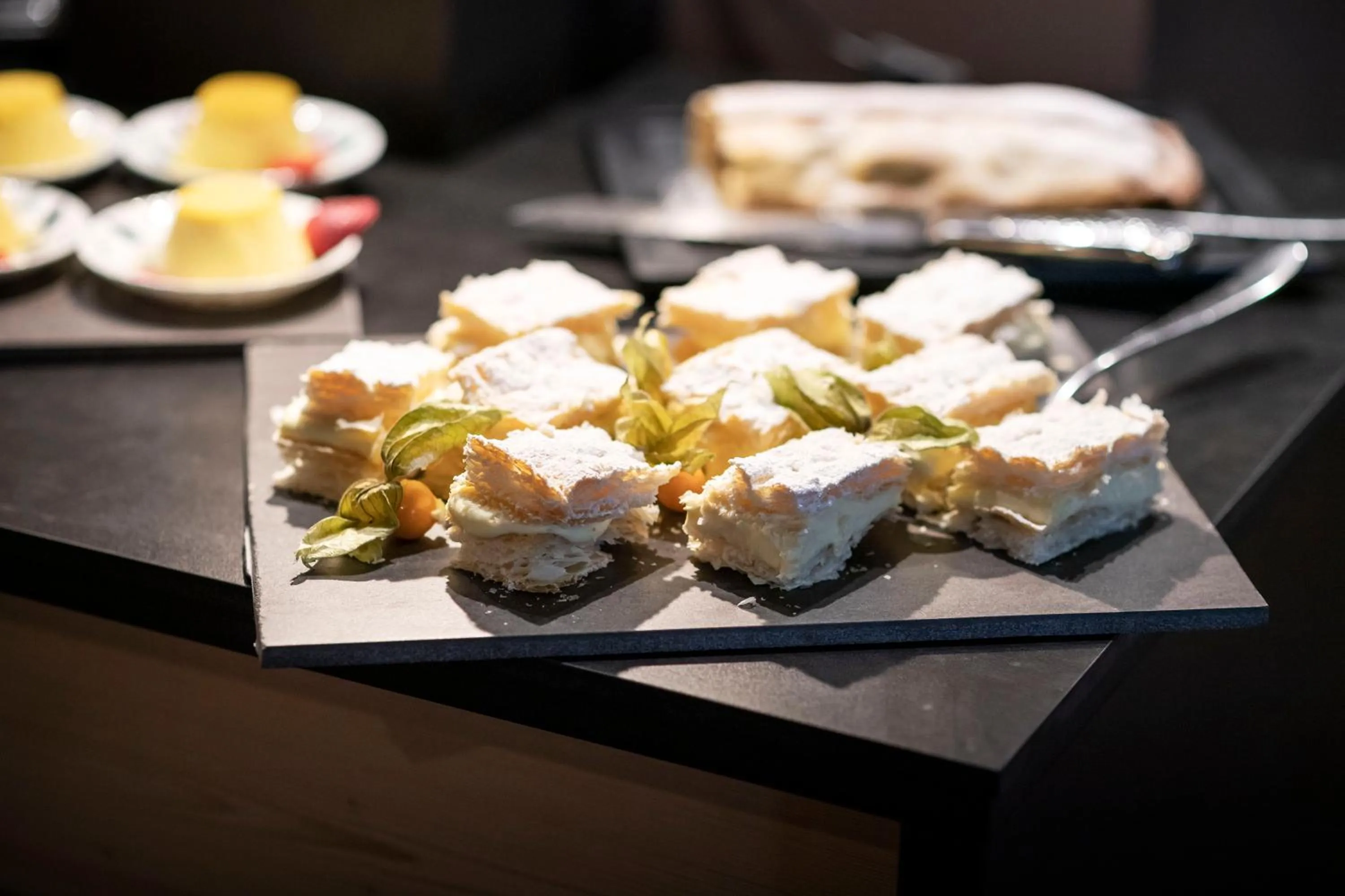 Breakfast in Alpstay - Hotel Acadia - Adults Mountain Home