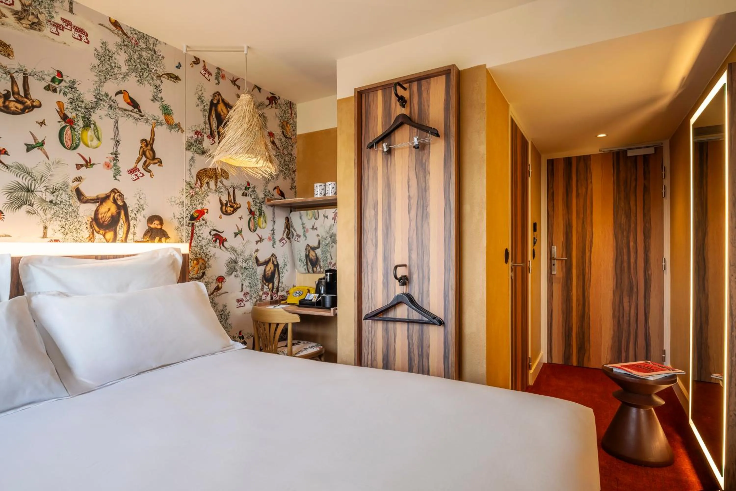 Bed in Kopster Hotel Paris Porte de Versailles