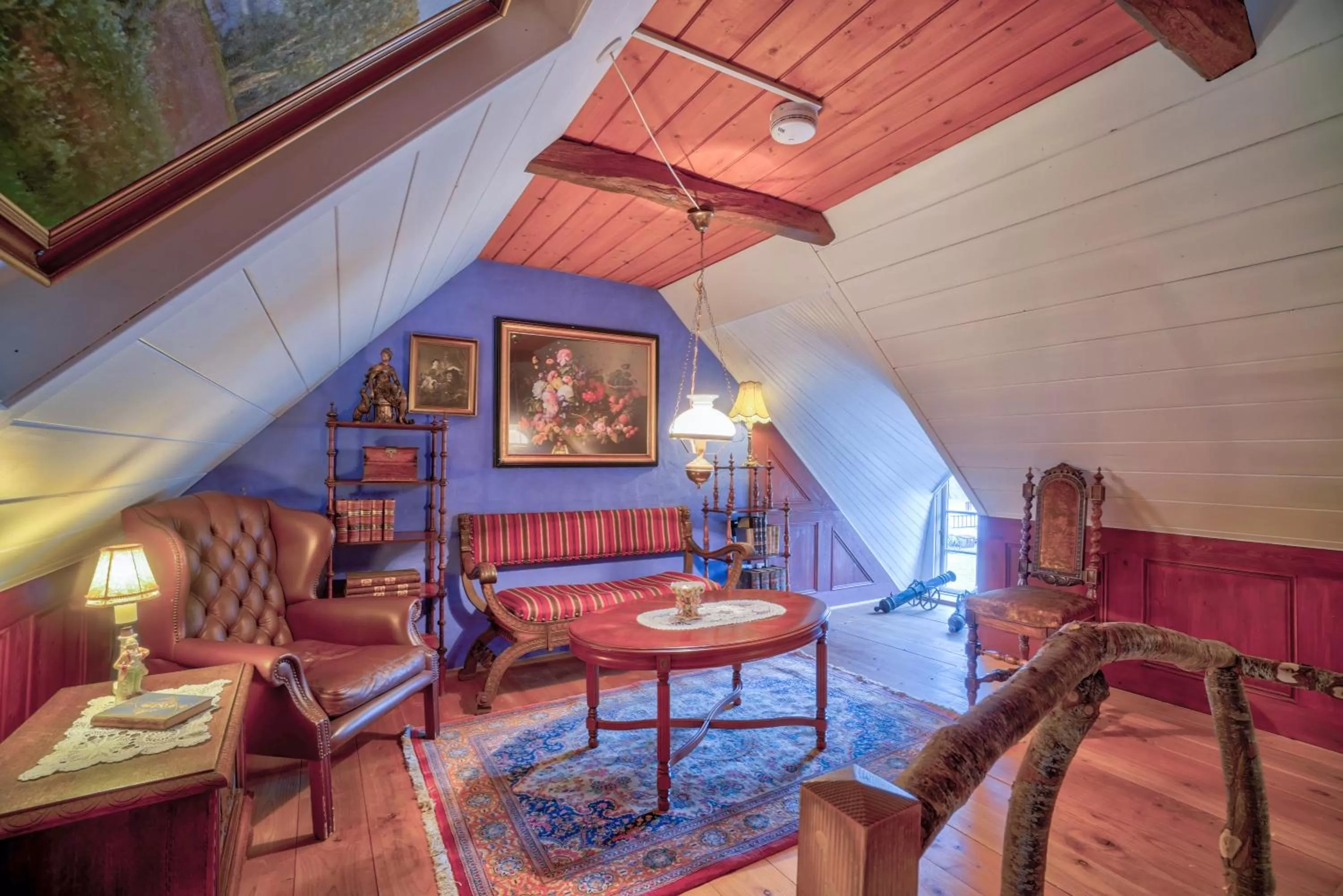 Seating area in Svostrup Kro