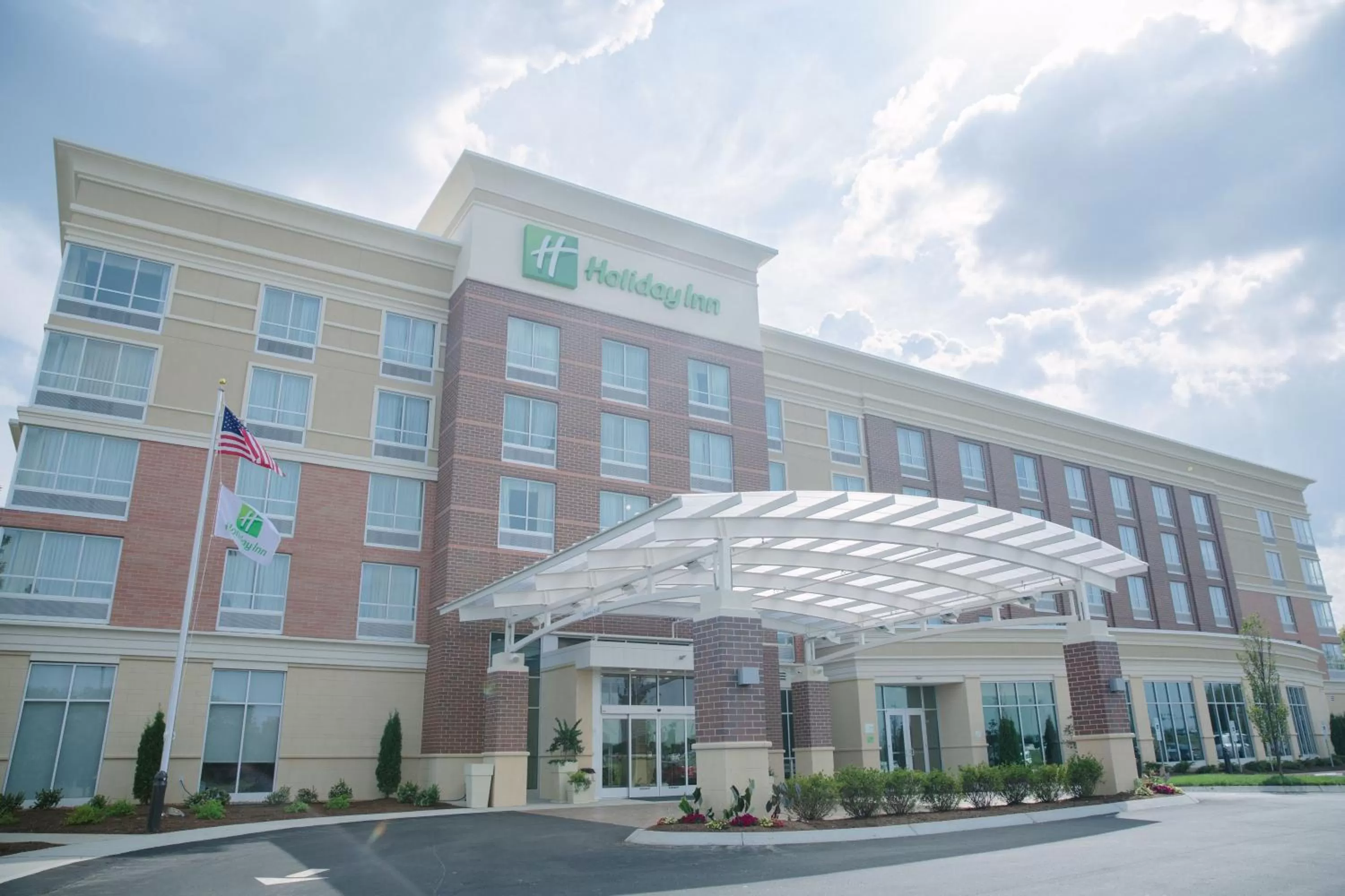 Property building in Holiday Inn Murfreesboro by IHG