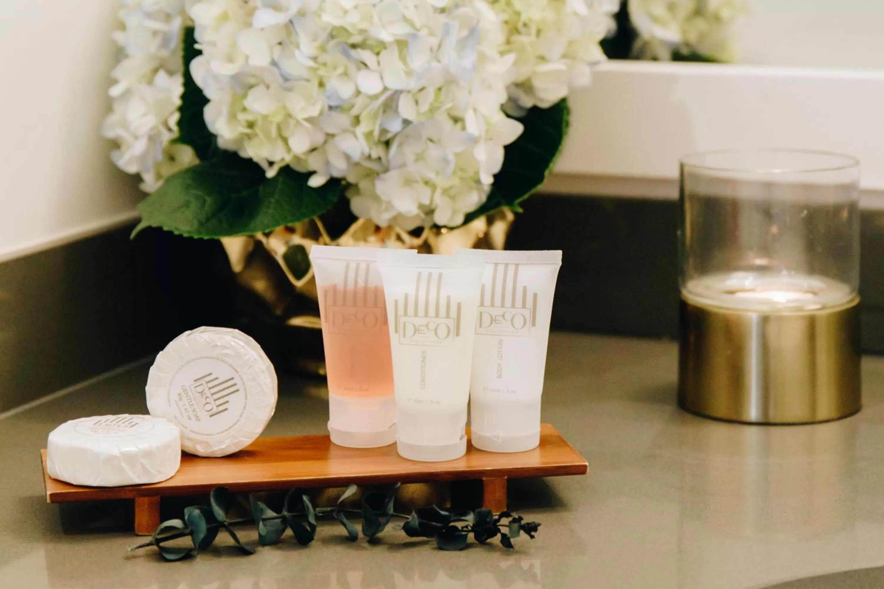 Deluxe Double Queen Room with Balcony in Casa Boutique Hotel