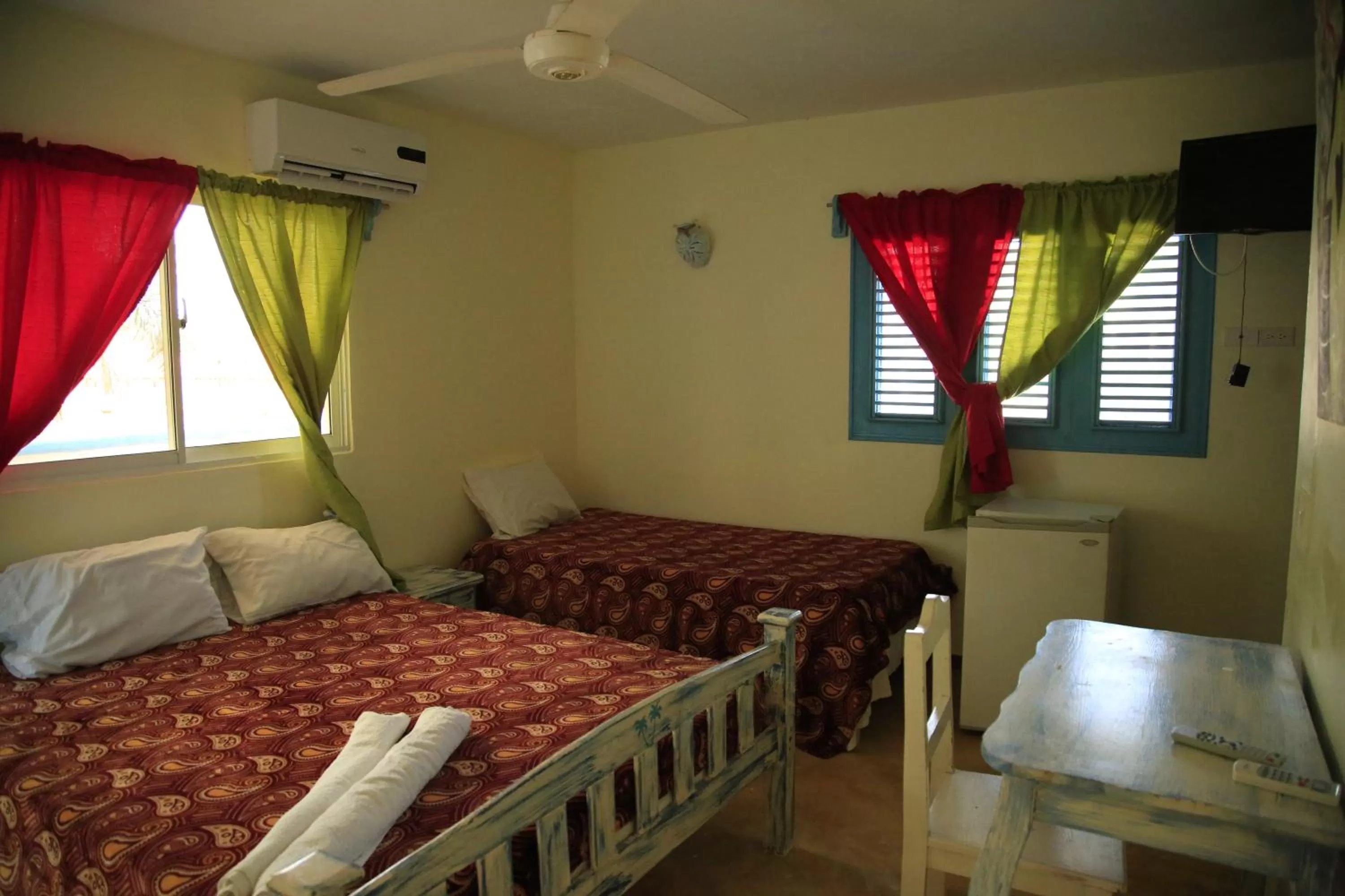 Bed in Casa Brisa Mar Hotel